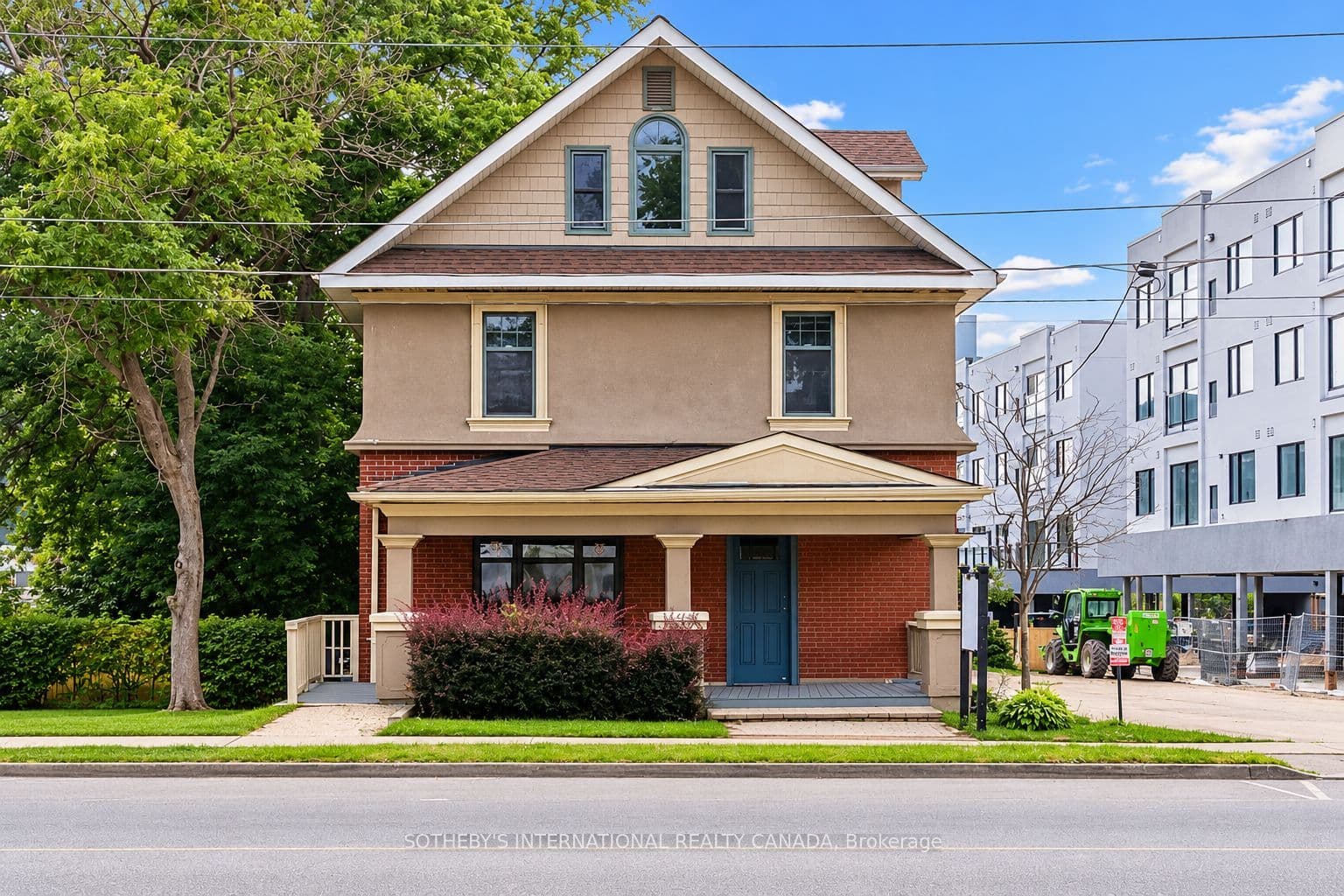 56 Prospect Street 2nd Floor B, Newmarket, ON L3Y 3S9