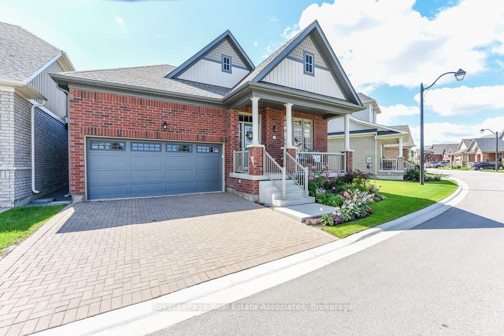 4 Abelia Street, Brampton, ON L6R 3W9