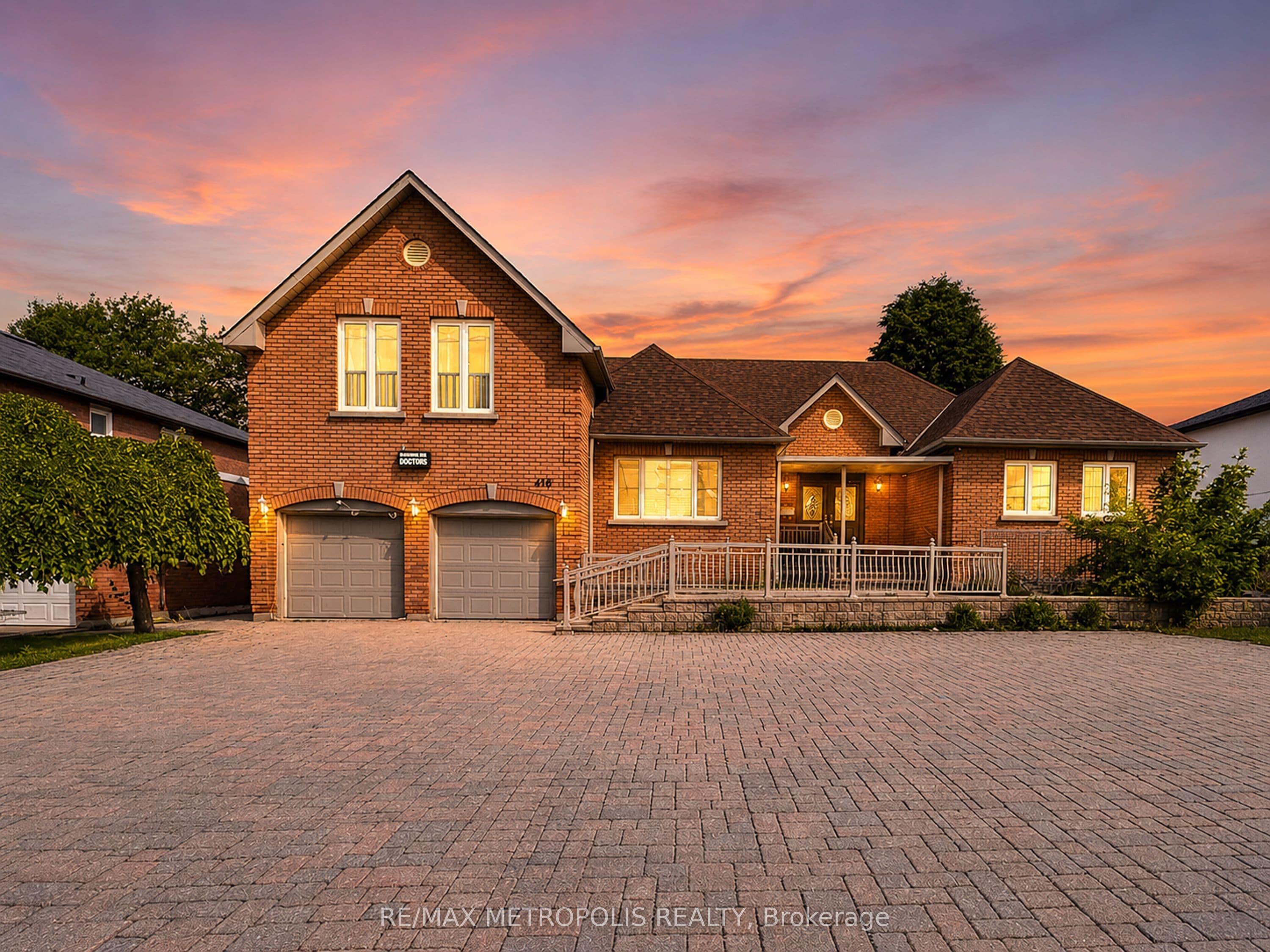 416 Elgin Mills Road W, Richmond Hill, ON L4C 4M2