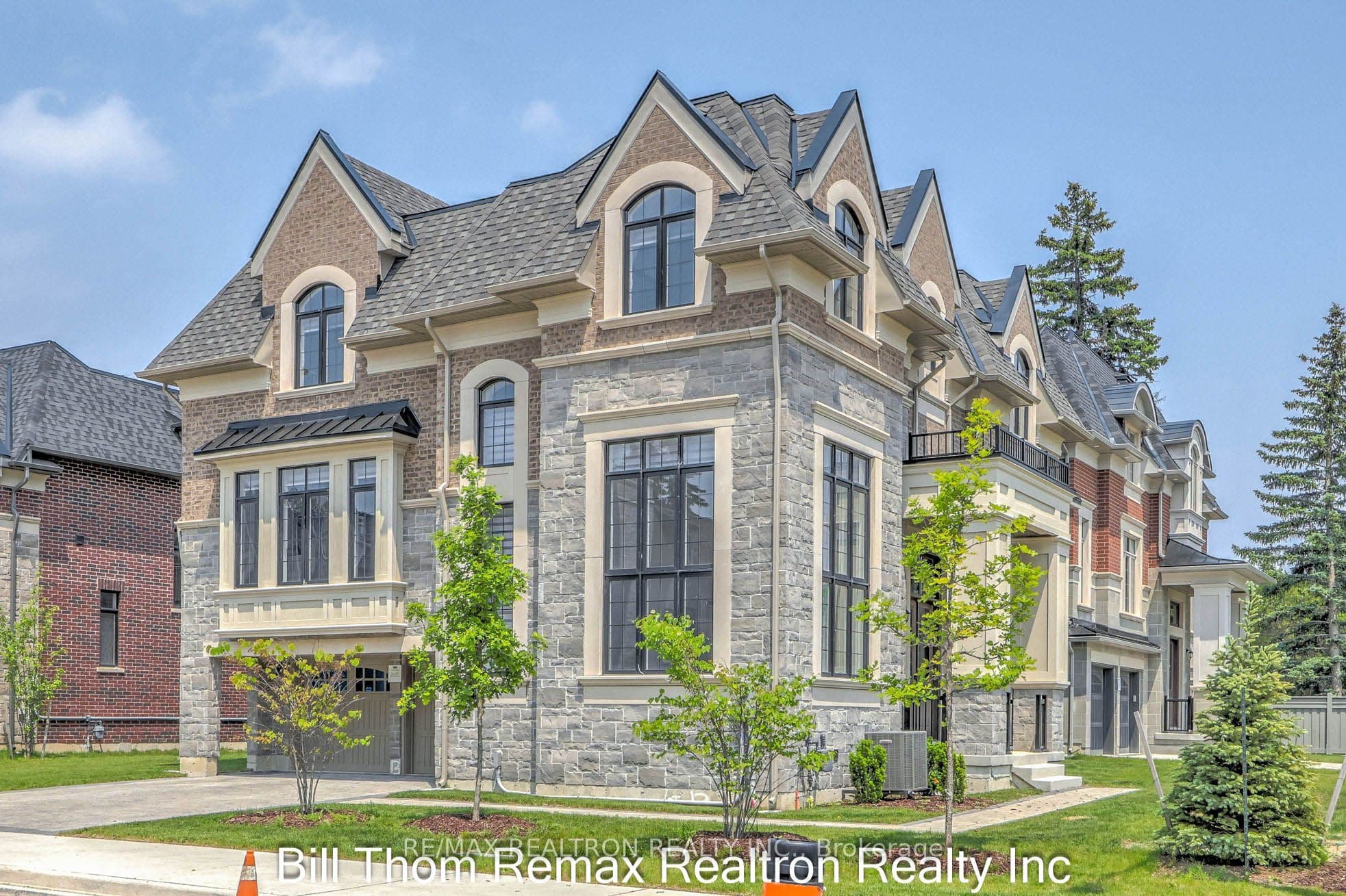 168 Cummer Avenue, Toronto, ON M2M 2E7
