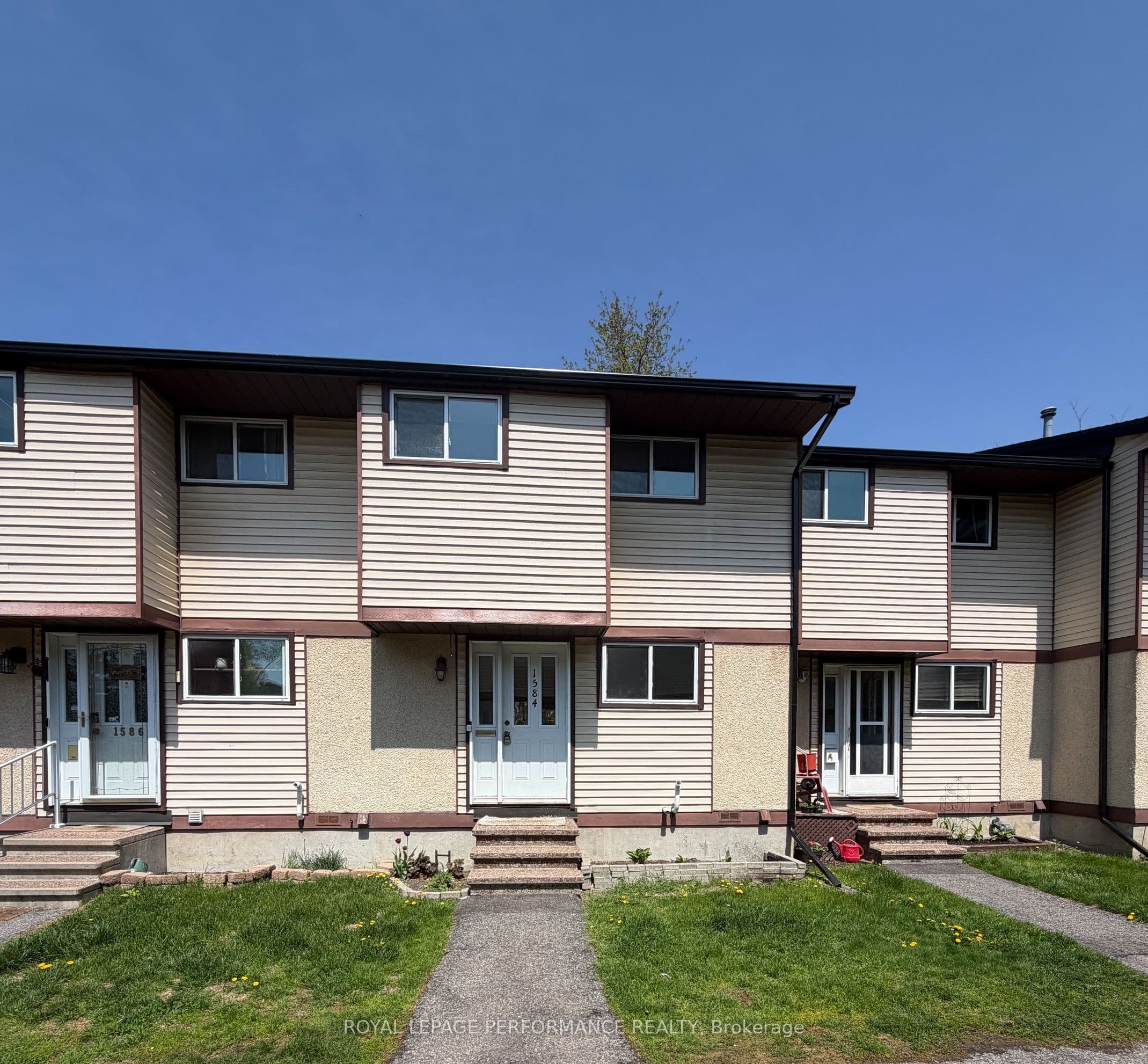 1584 Feather Lane 62, Blossom Park - Airport and Area, ON K1T 1V4