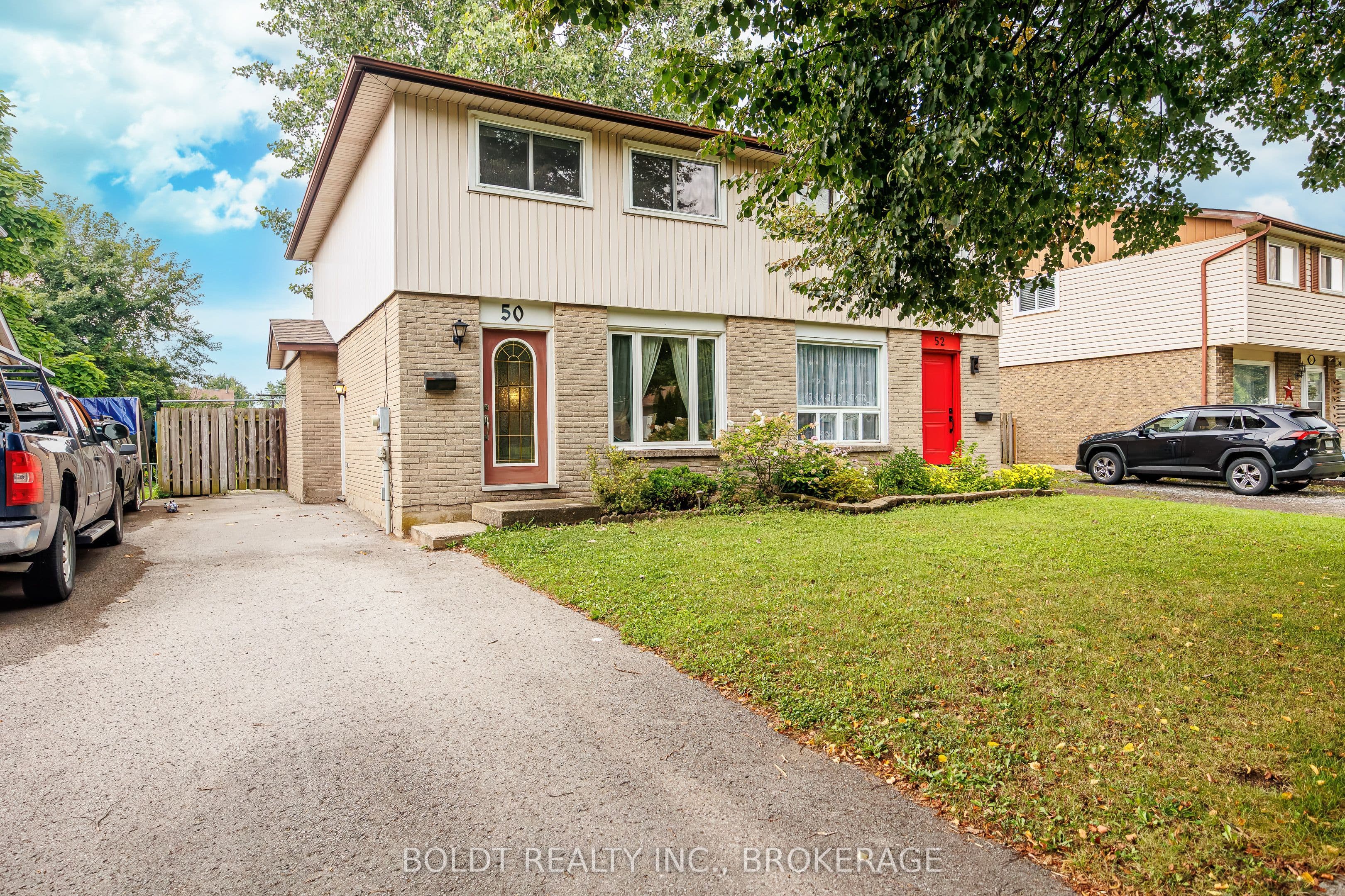 50 Silvan Drive, Welland, ON L3C 6C3
