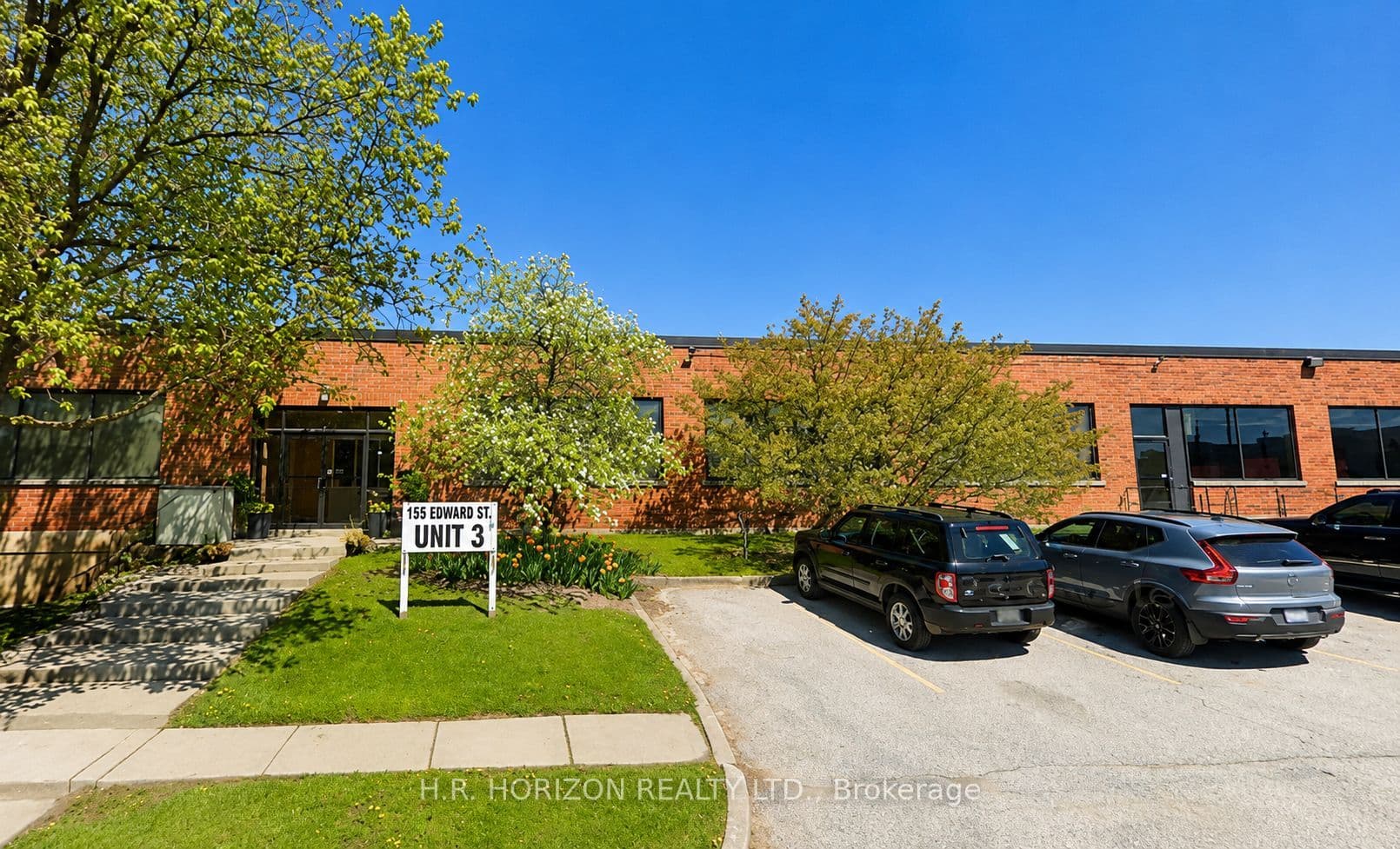 155 Edward Street Unit 3, Aurora, ON L4G 1W3