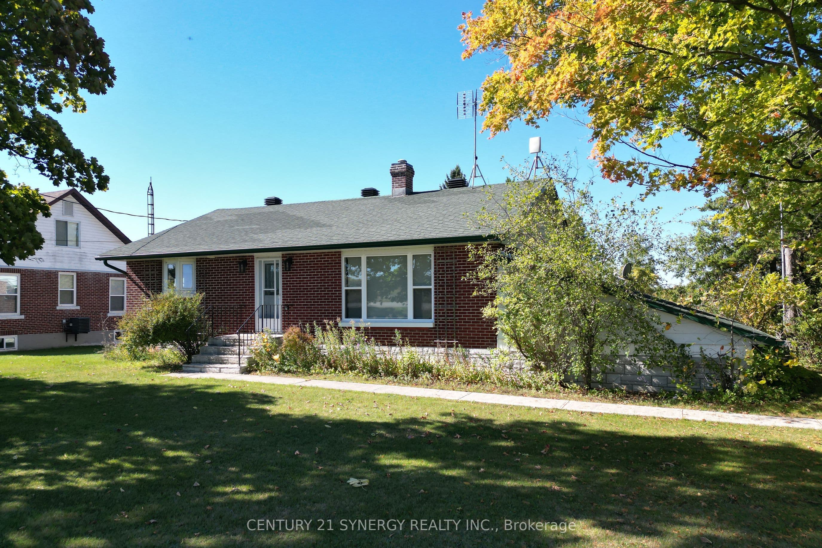 12009 Highway 15, Smiths Falls, ON K7A 4S7