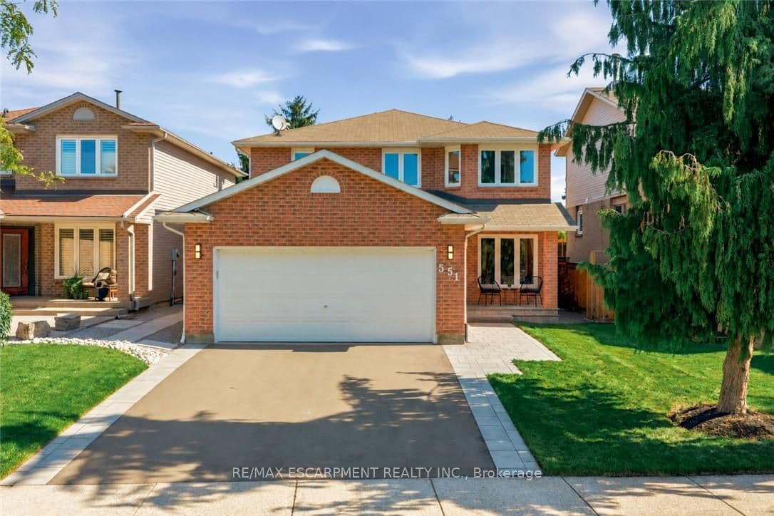 551 Deerhurst Drive, Burlington, ON L7L 5V9