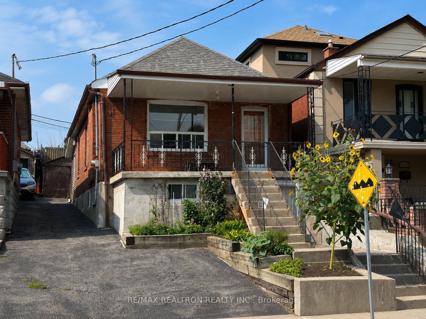 442 Northcliffe Boulevard, Toronto, ON M6E 3L2