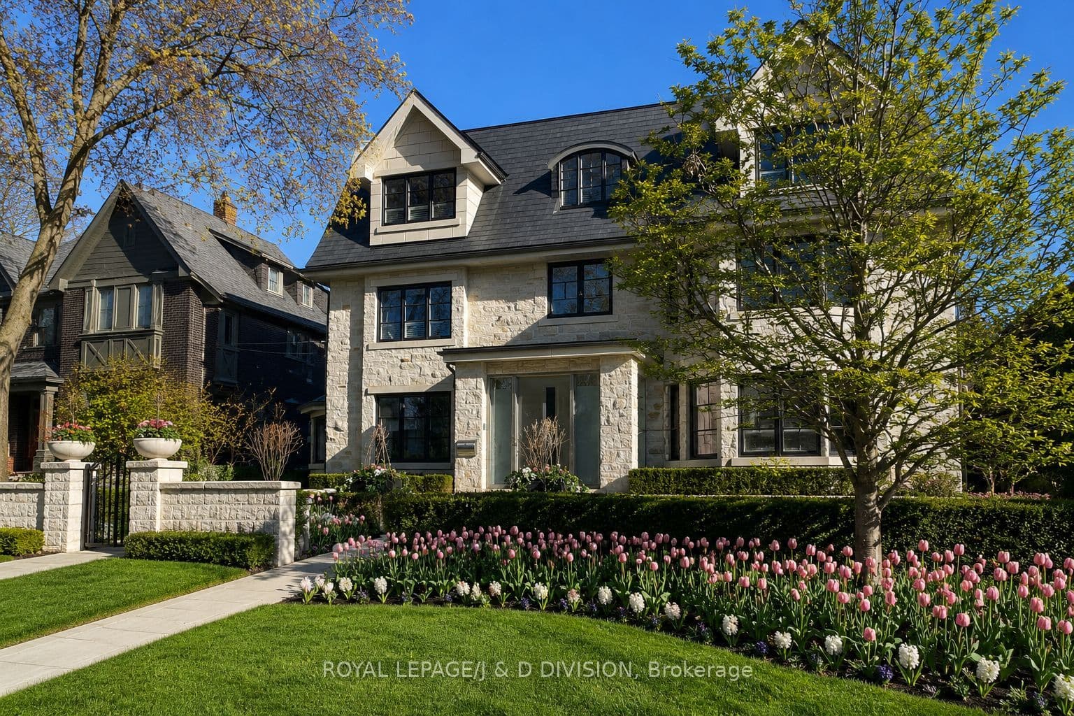 24 Glenview Avenue, Toronto, ON M4R 1P6
