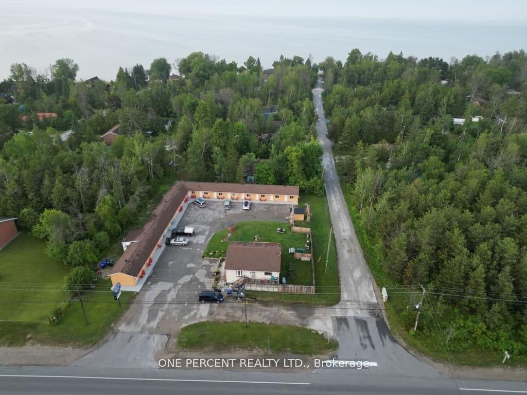 9448 Beachwood Road, Collingwood, ON L9Y 0X2