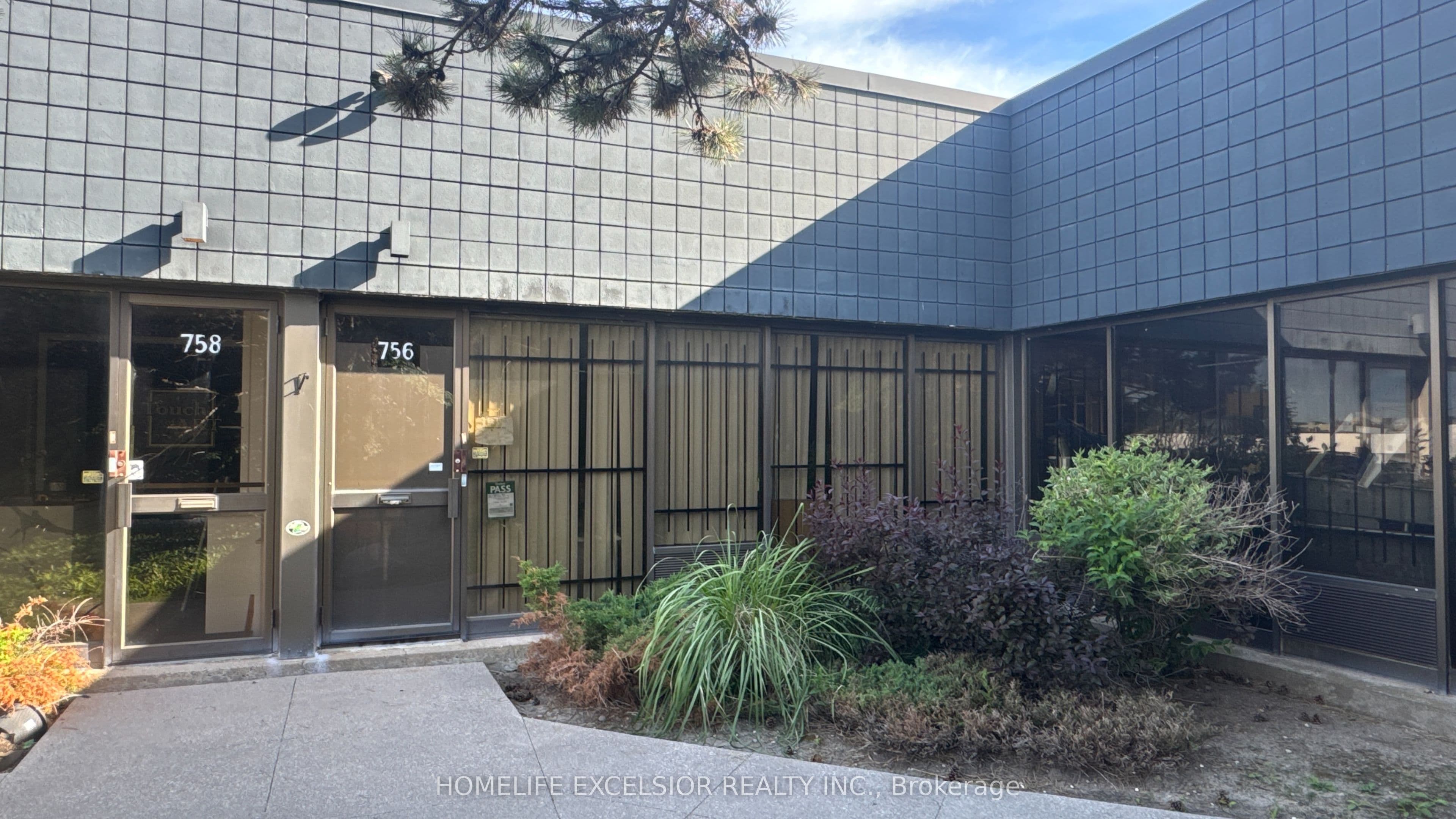 756 Gordon Baker Road, Toronto, ON M2H 3B4