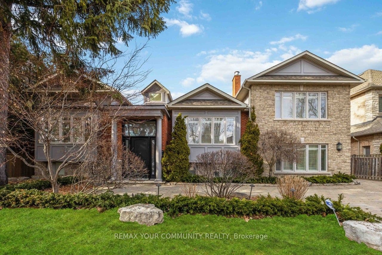 48 May Avenue, Richmond Hill, ON L4C 3S6