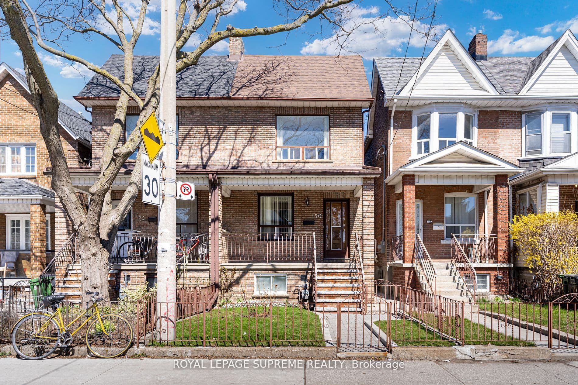 160 Shanly Street Main & Lower, Toronto, ON M6H 1S9