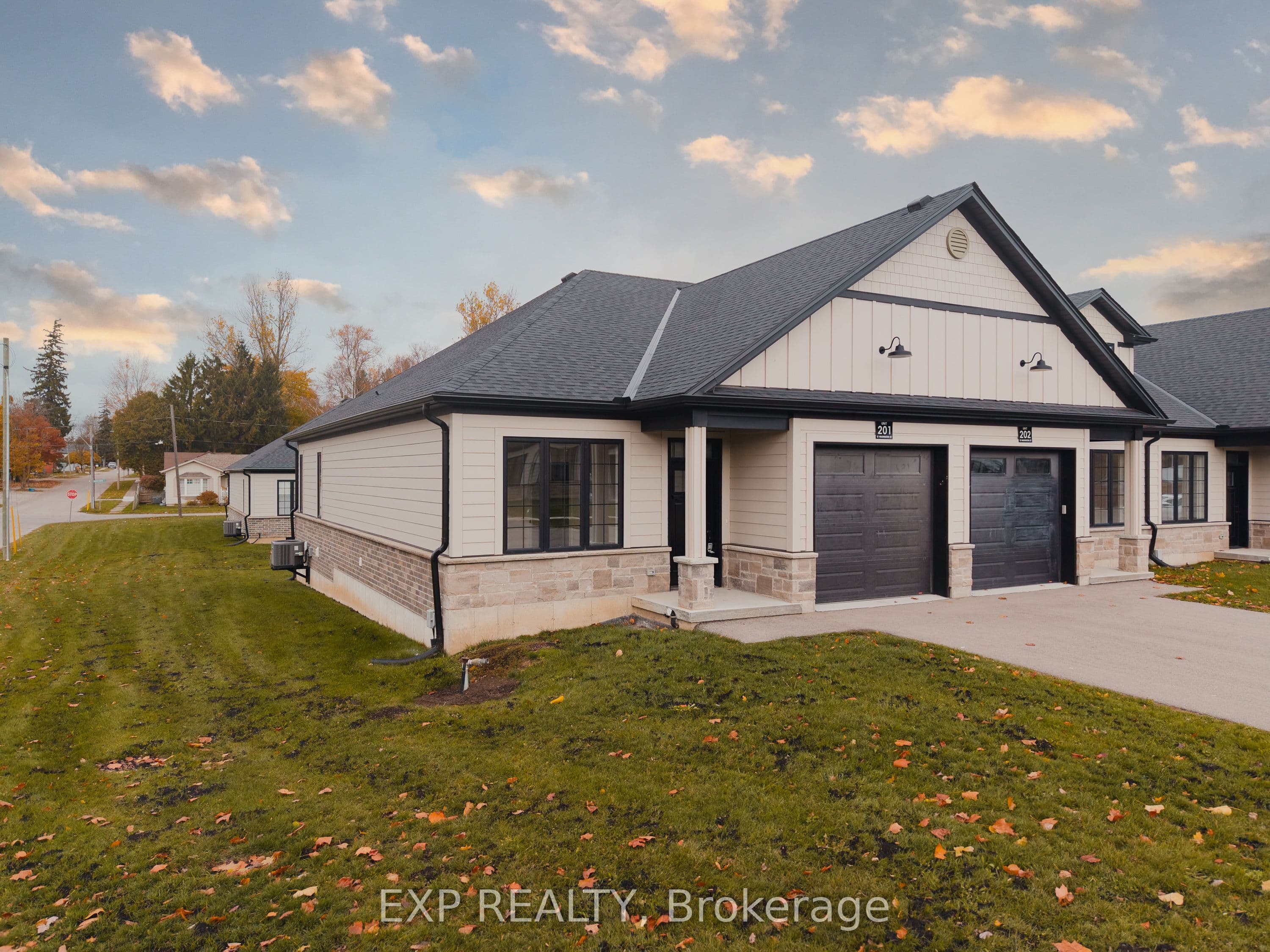 12 Washington Street 201, Norwich, ON N0J 1P0