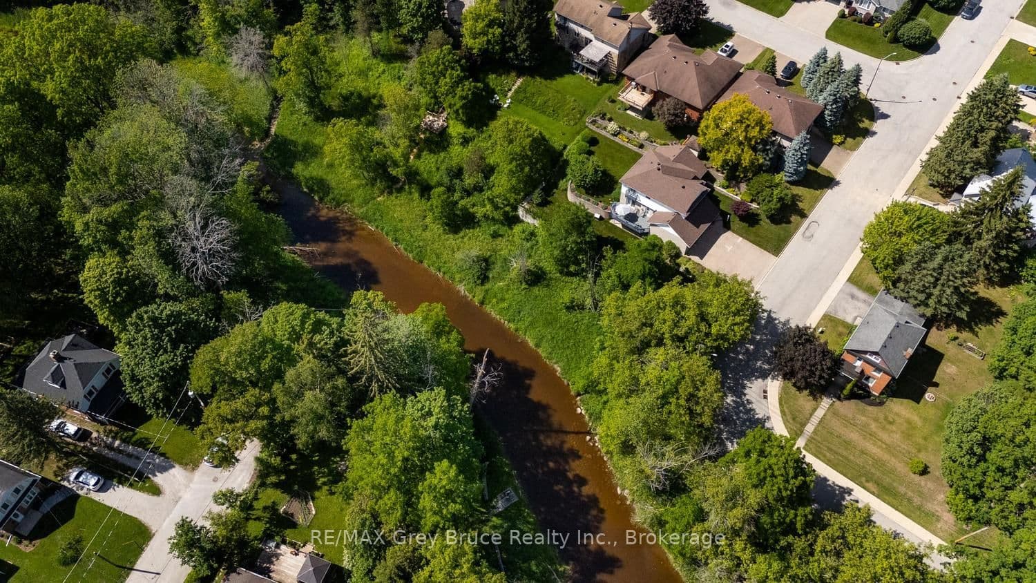 1510 7th Avenue W, Owen Sound, ON N4K 6V8
