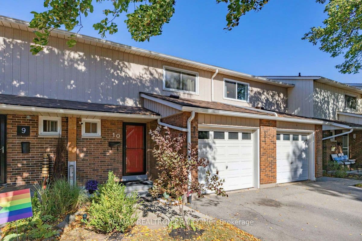 5025 Pinedale Avenue 10, Burlington, ON L7L 5J6