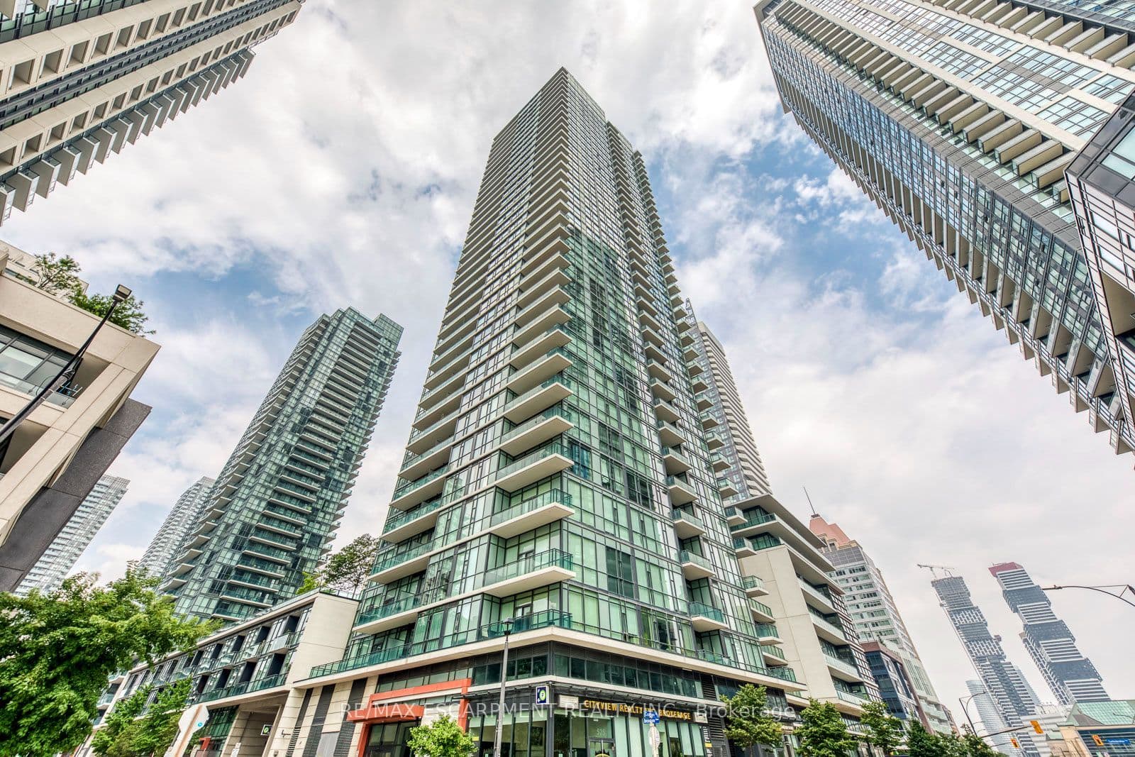 4065 Brickstone Mews 206, Mississauga, ON L5G 0G3
