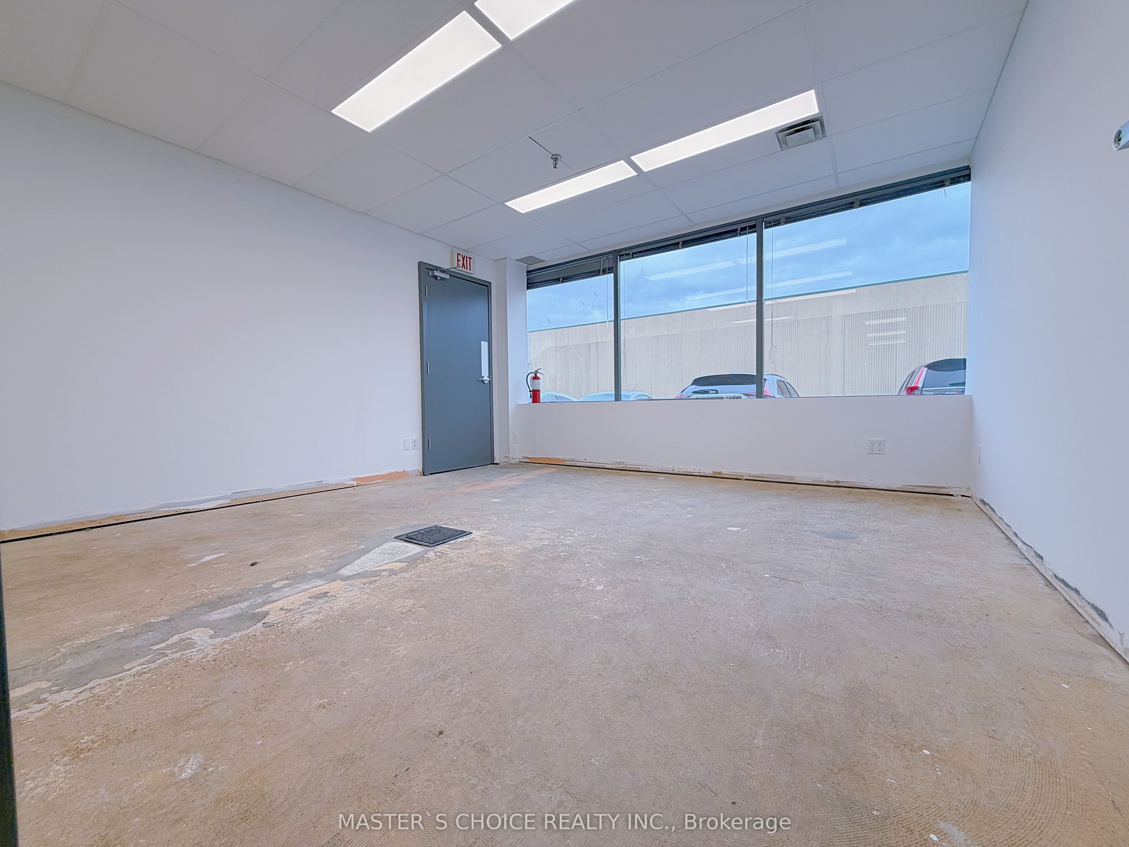 160 Traders Boulevard E 107, Mississauga, ON L4Z 3K7