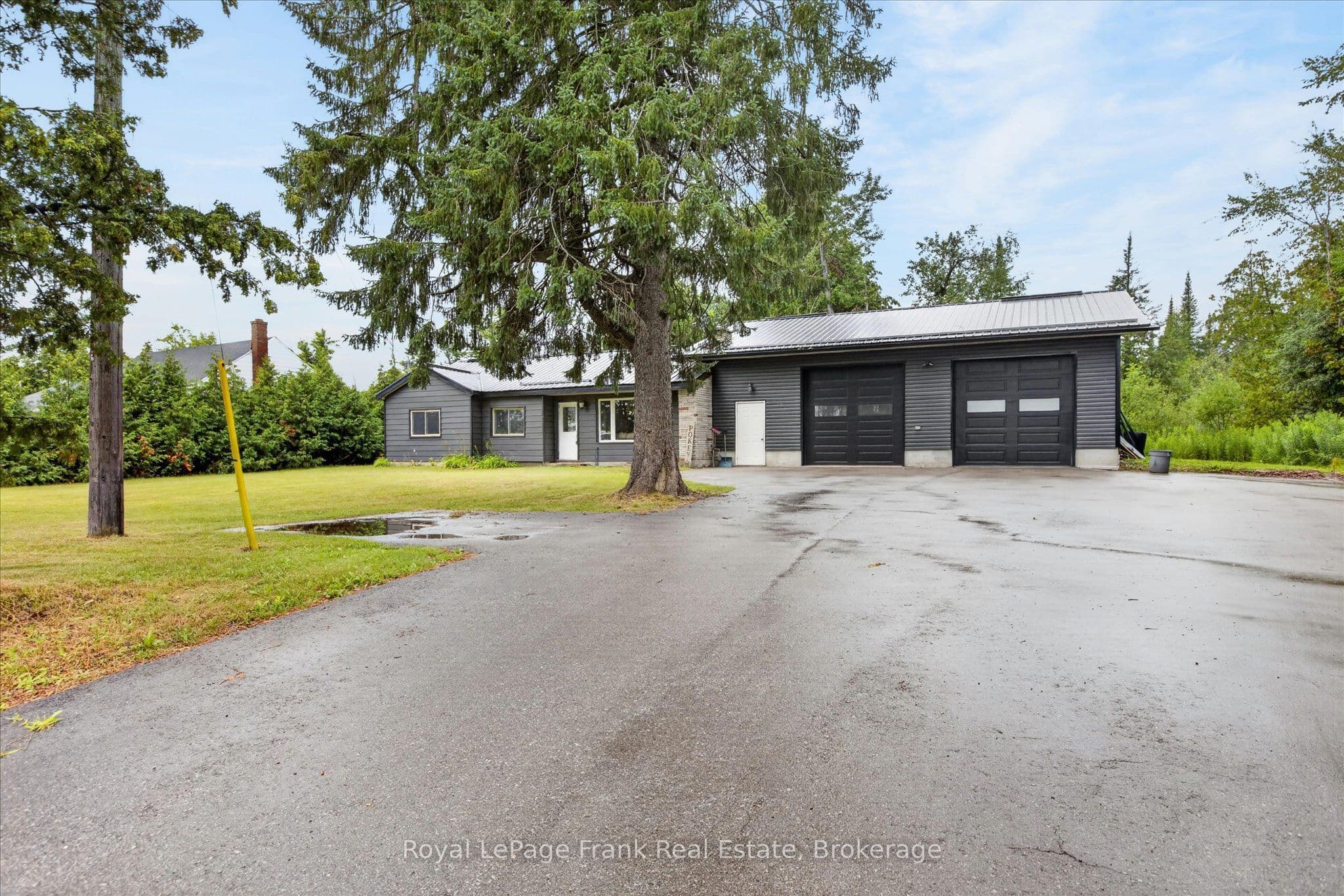 731 Harper Road, Peterborough, ON K9J 6X6