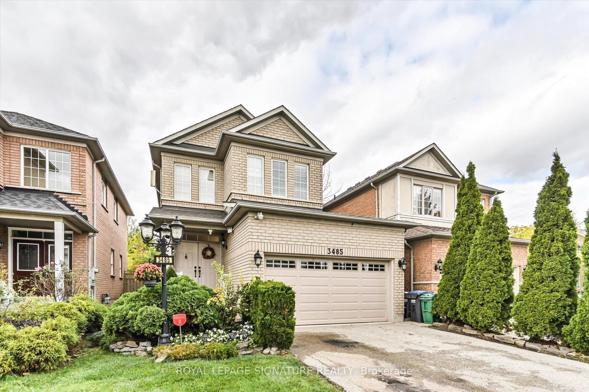 3485 Mcdowell Drive, Mississauga, ON L5M 6R6