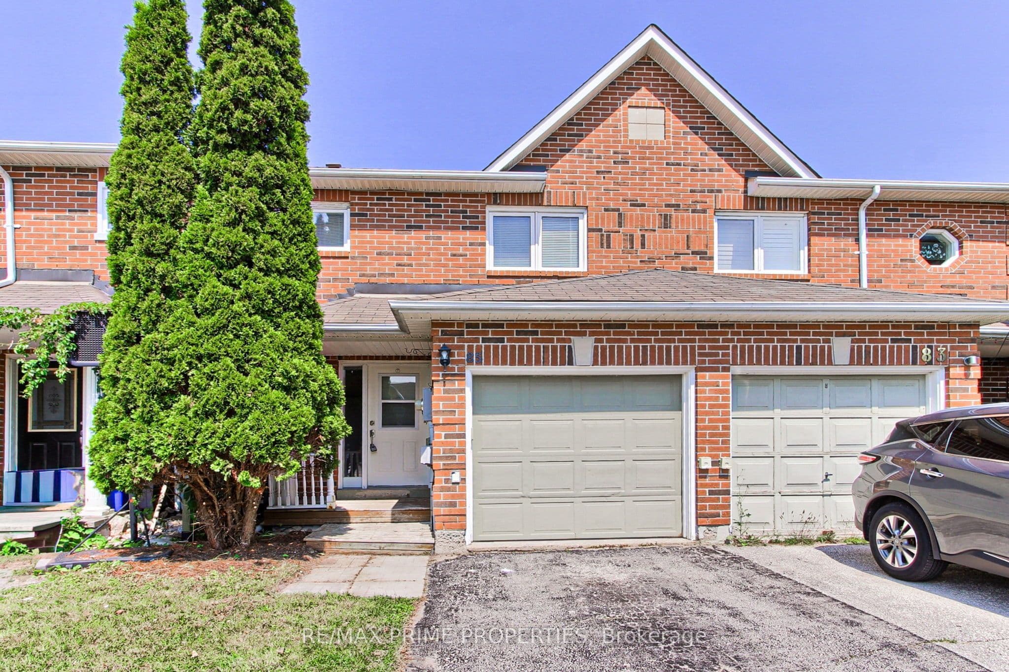 85 Lyfytt Crescent, Barrie, ON L4N 7X5