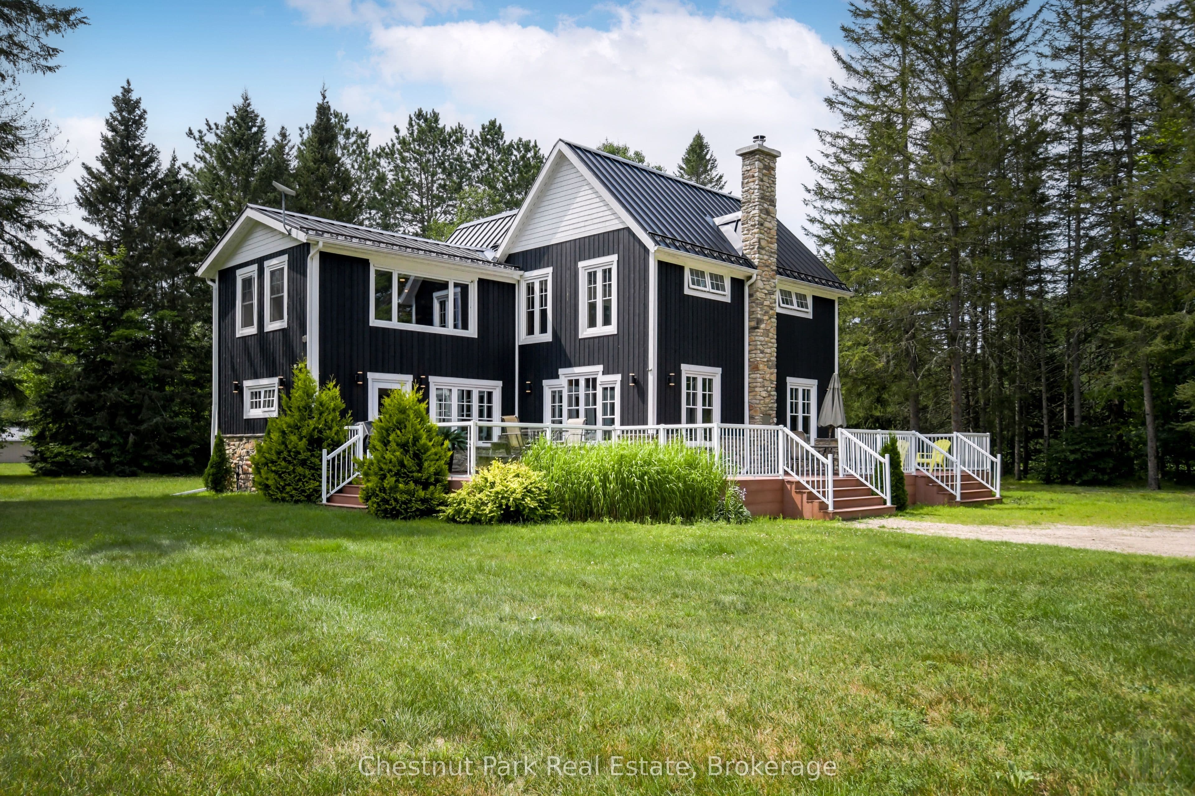 12 Emsdale Lake Road, Perry, ON P0A 1J0