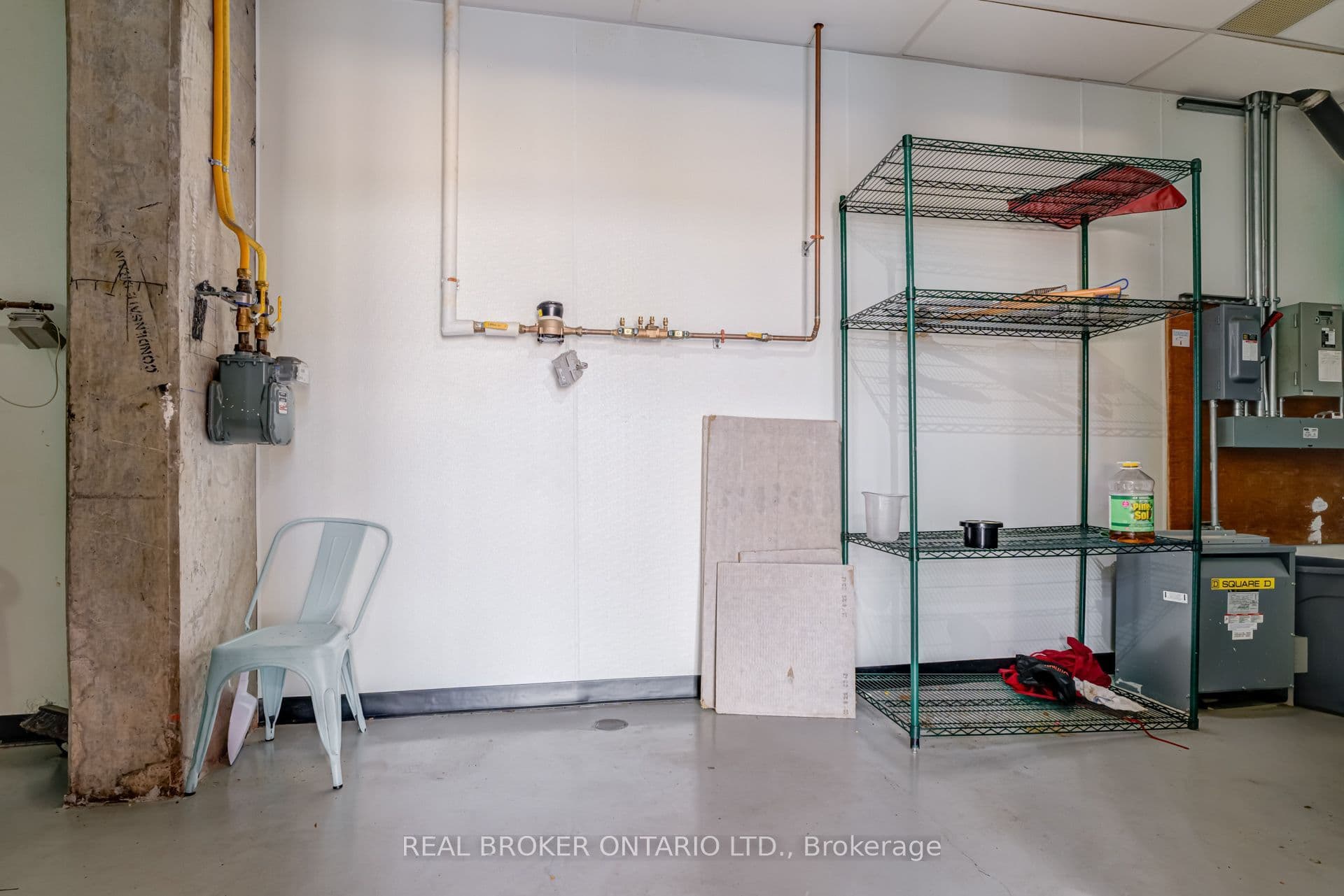5220 Dundas Street 3, Burlington, ON L7L 0J4