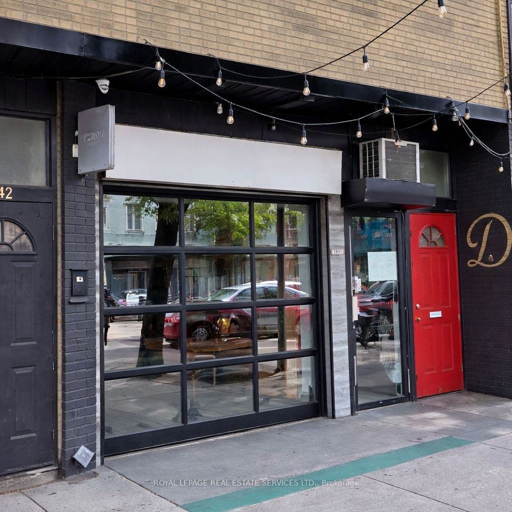 2840 Dundas Street W, Toronto, ON M6P 1Y7
