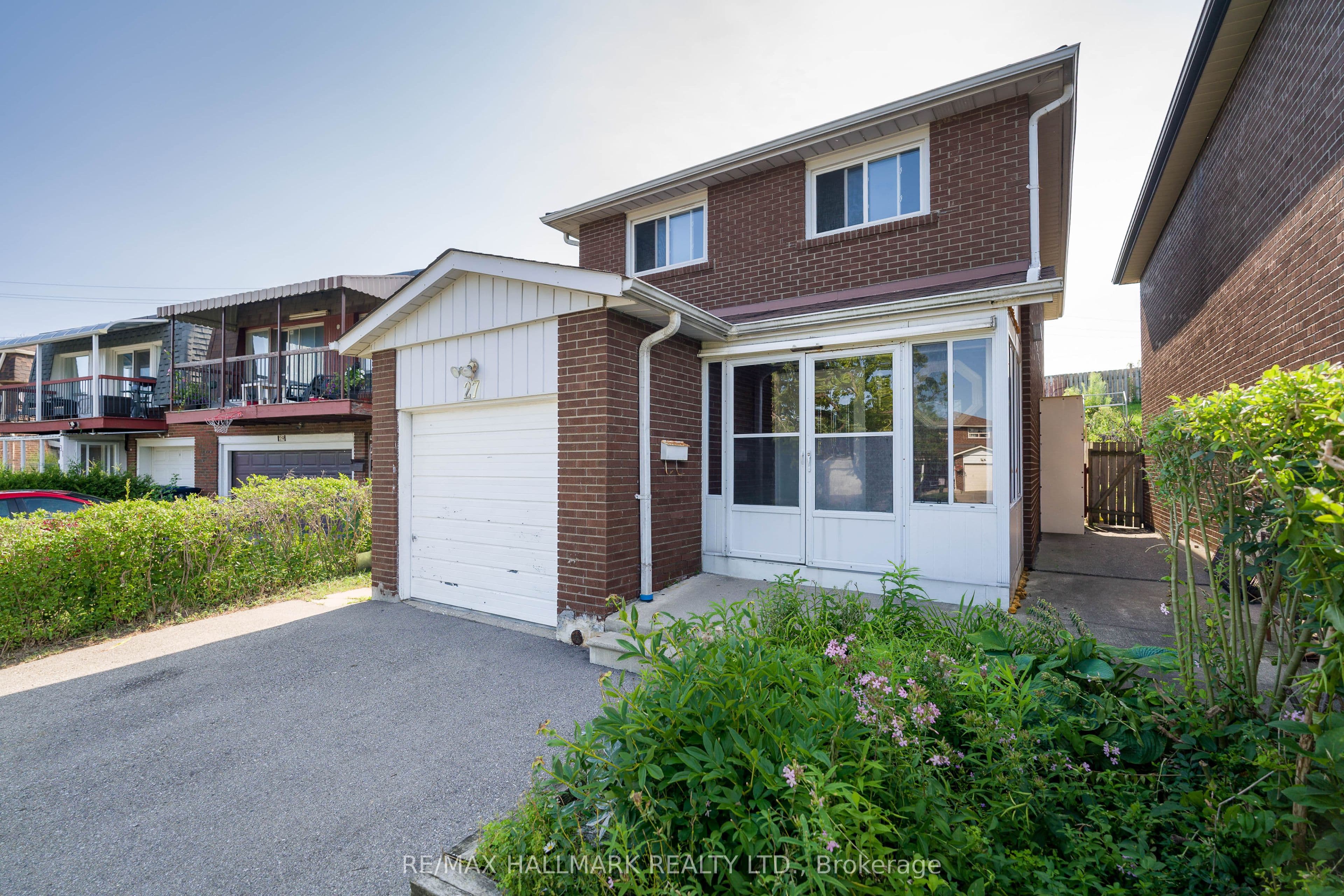 27 Keyworth Trail, Toronto, ON M1S 2V2