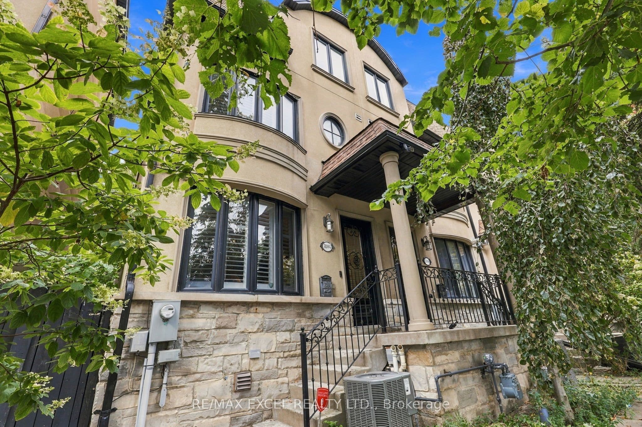 3004 Bayview Avenue, Toronto, ON M2N 5K9
