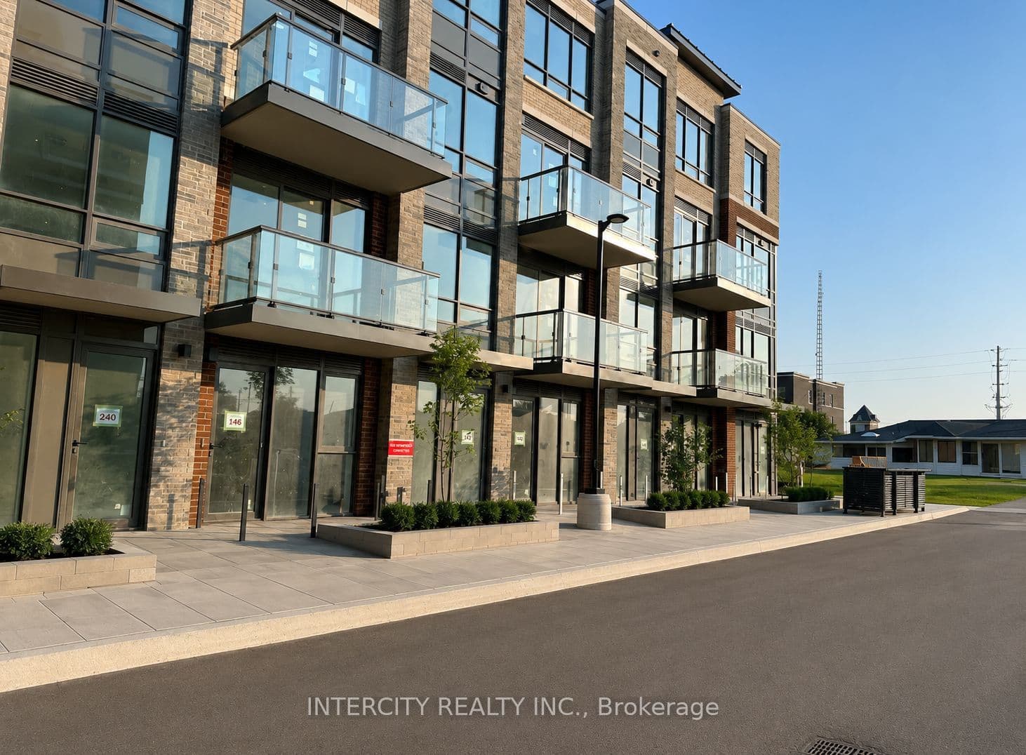 75 Attmar Drive 355, Brampton, ON L6P 0Y6