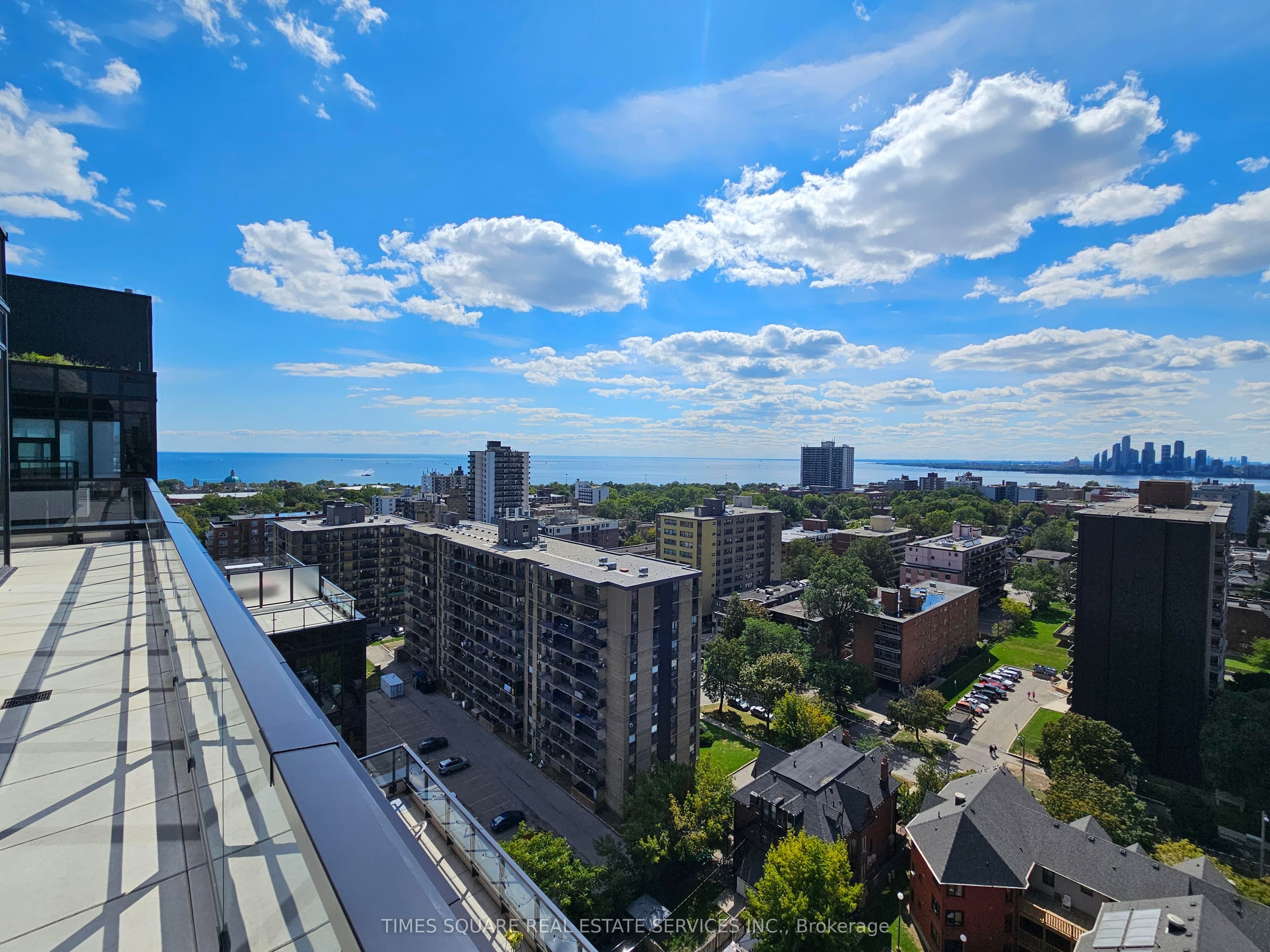 270 Dufferin Street PH12, Toronto, ON M6K 0H8