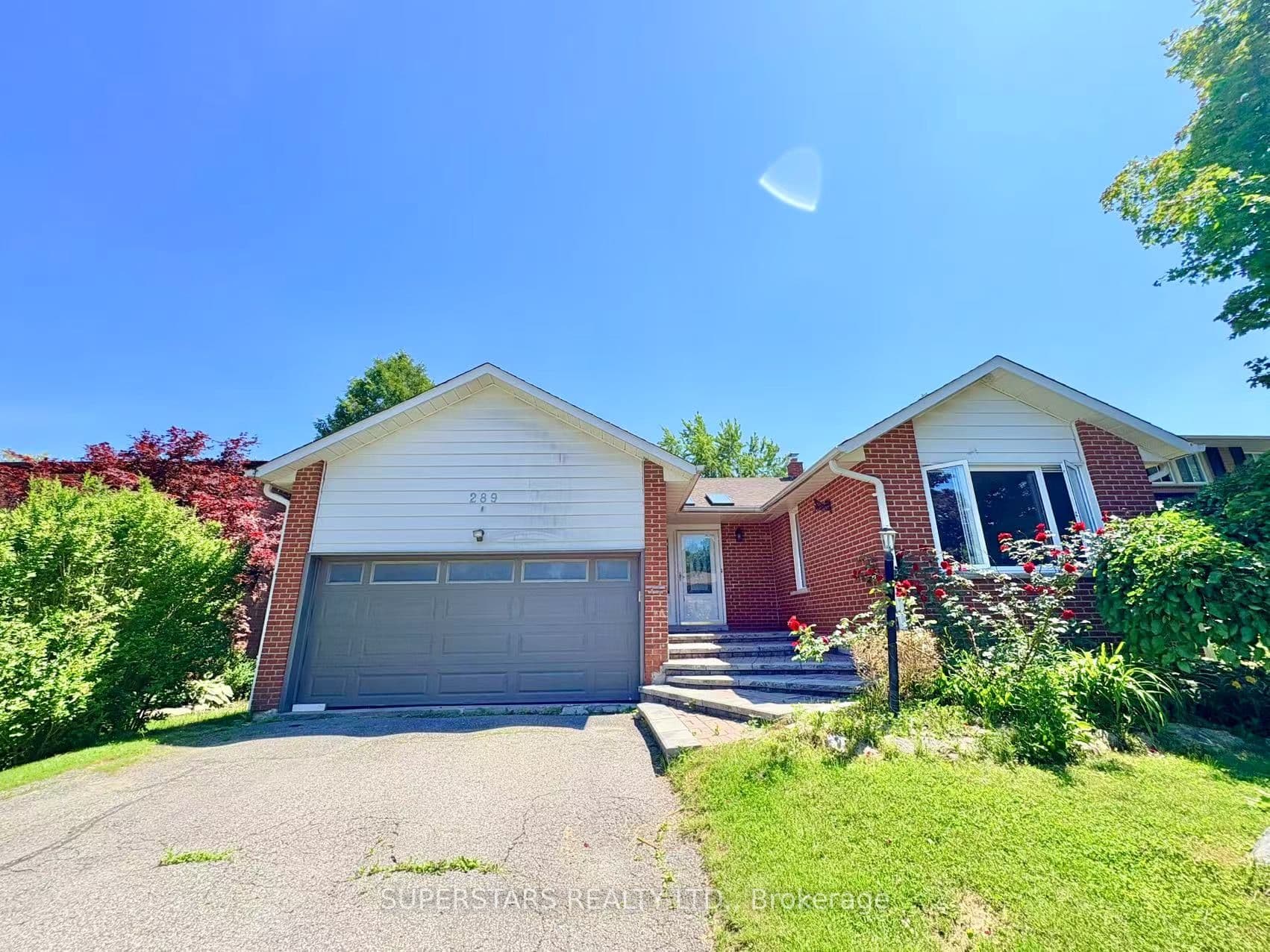 289 Plymouth Trail, Newmarket, ON L3Y 6G6