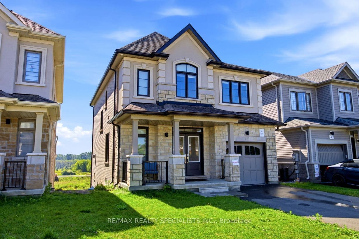 27 Salmon Crescent, Clarington, ON L1B 1L9
