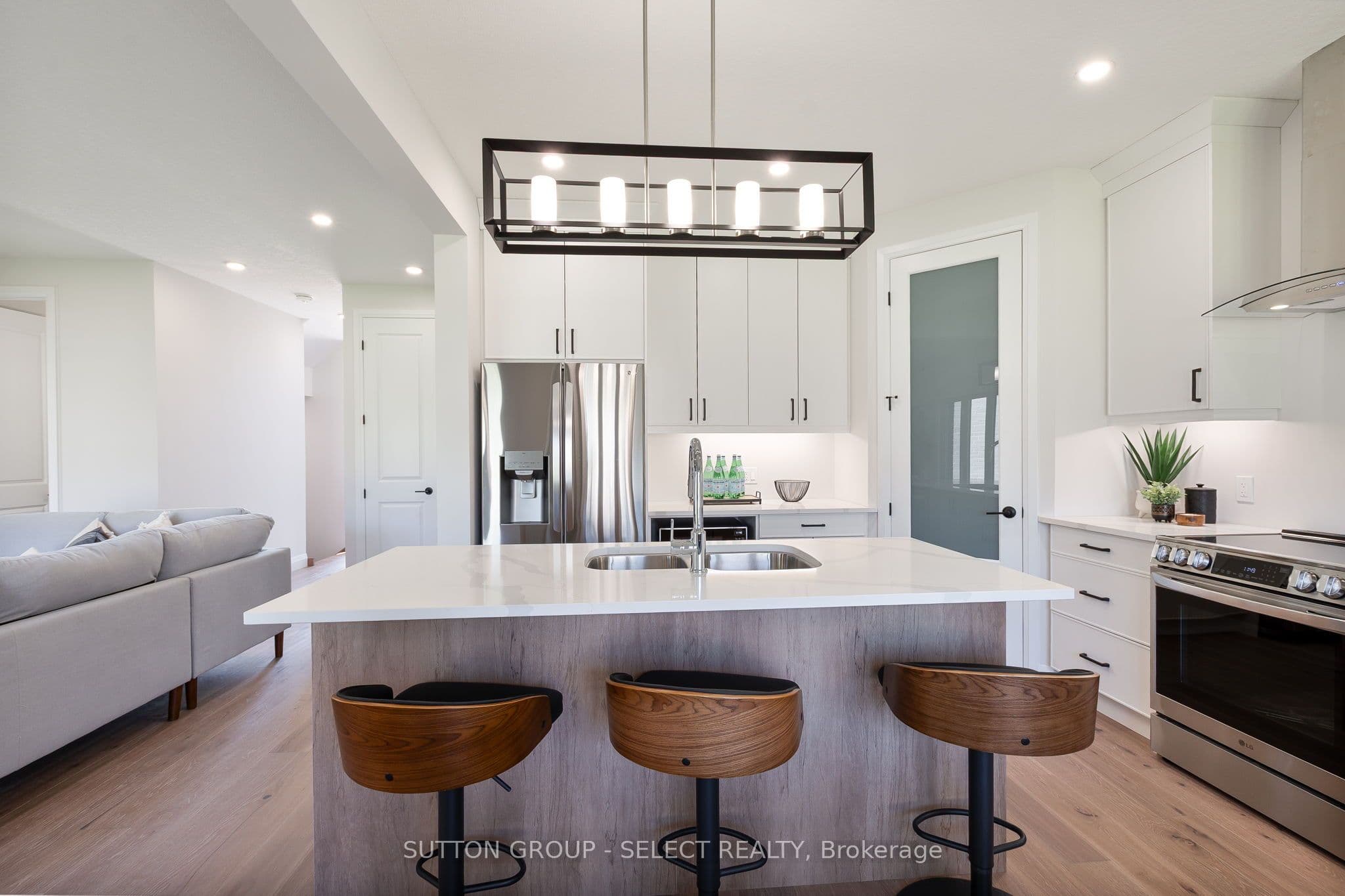 6343 HEATHWOODS Avenue, London South, ON N6P 1H5