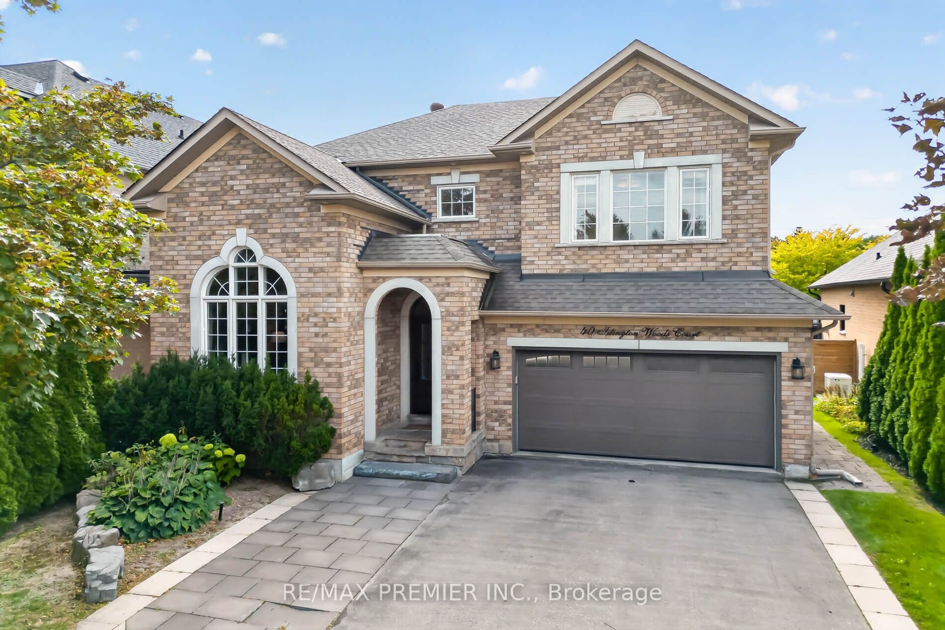 40 Islington Woods Court, Vaughan, ON L4L 9J1