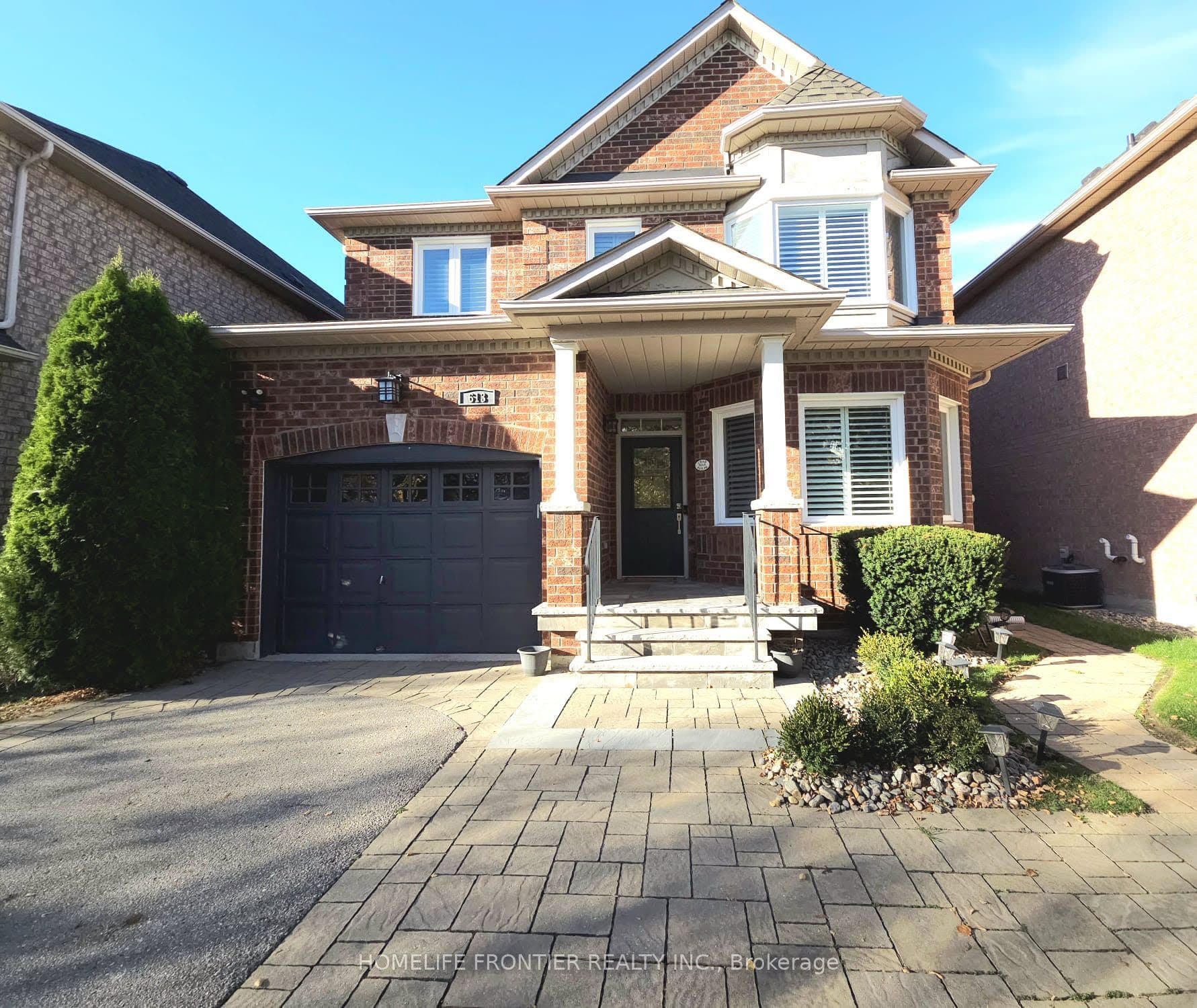 613 Society Crescent, Newmarket, ON L3X 2V8