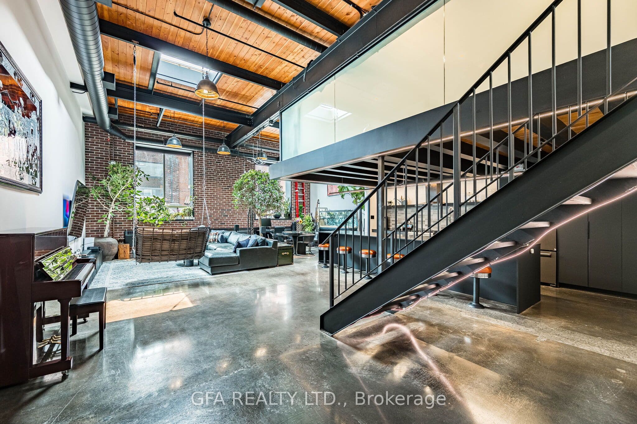 326 Carlaw Avenue 109, Toronto, ON M4M 3N8