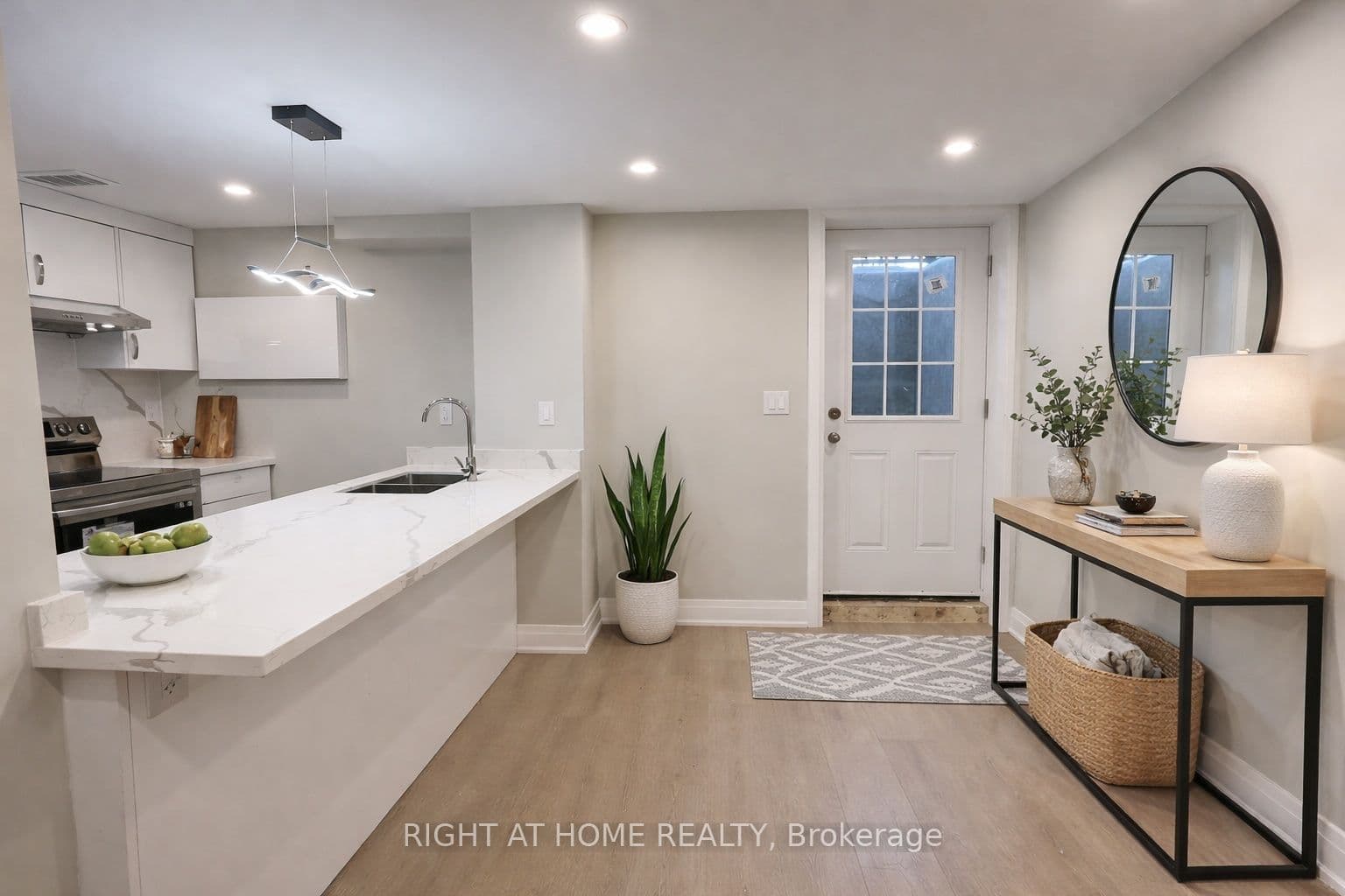 3551 Autumnleaf Crescent Lower, Mississauga, ON L5L 1K6