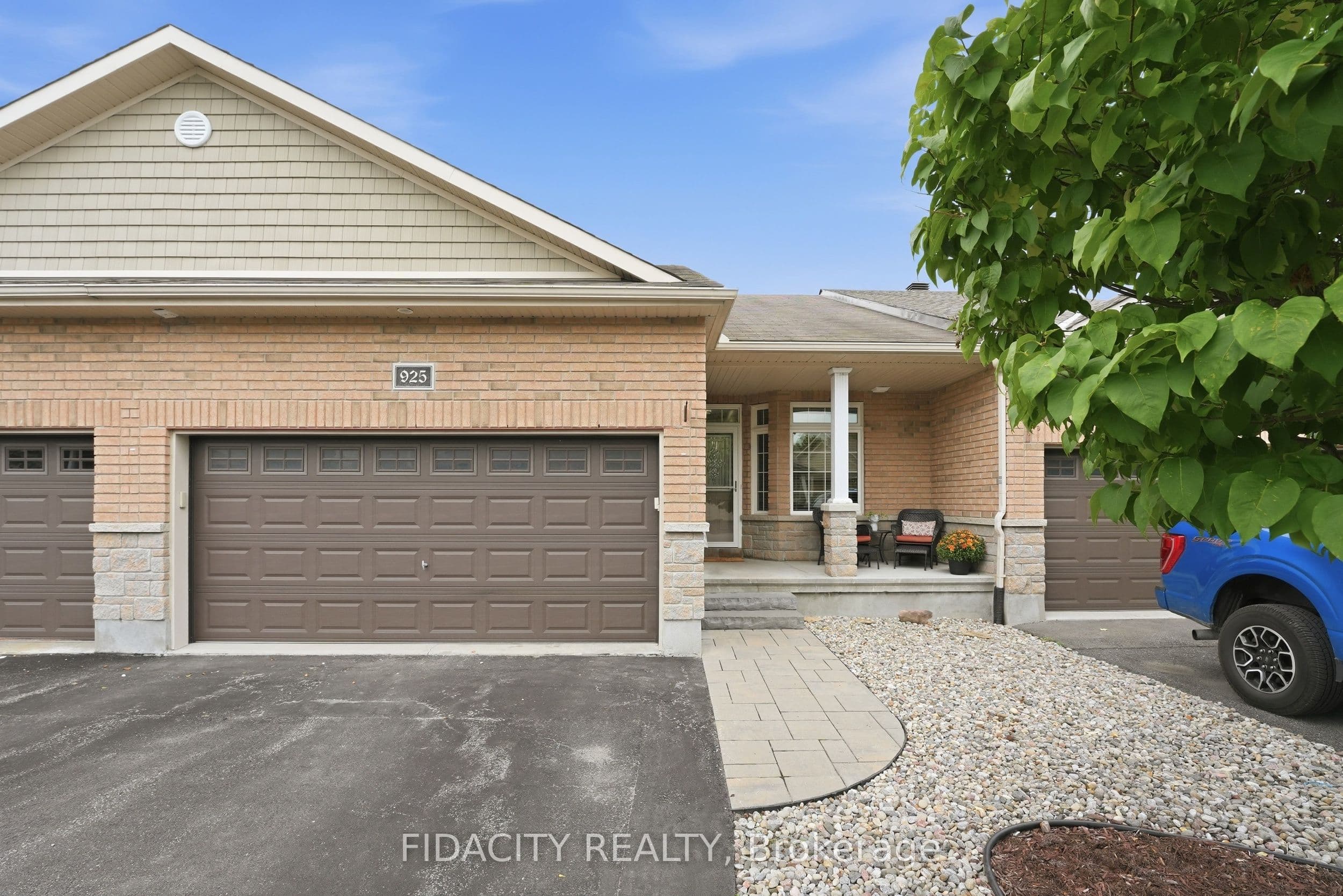 925 Burwash Landing Landing, Kanata, ON K2W 0C8