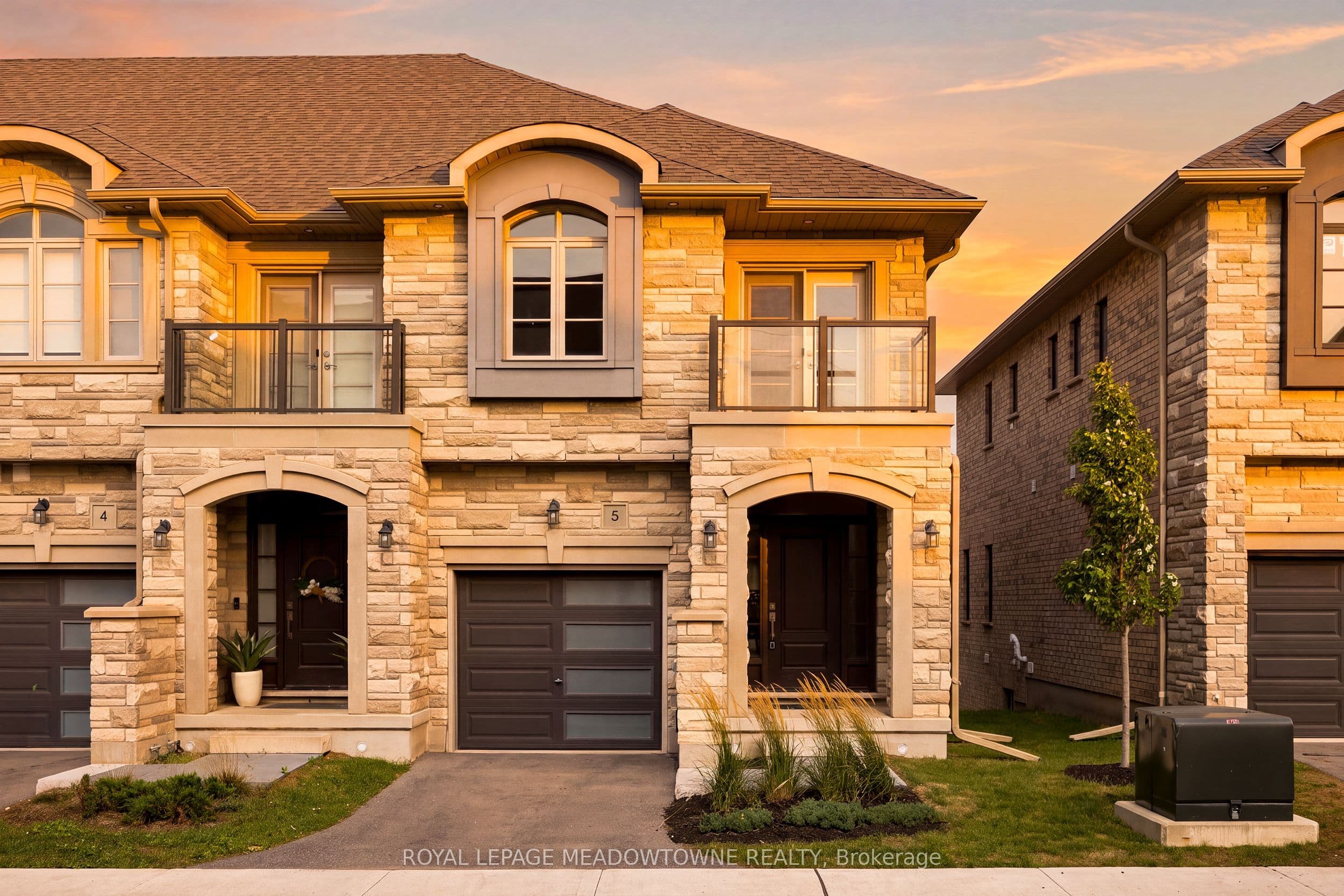 675 Victoria Road 5, Guelph, ON N1E 0S9