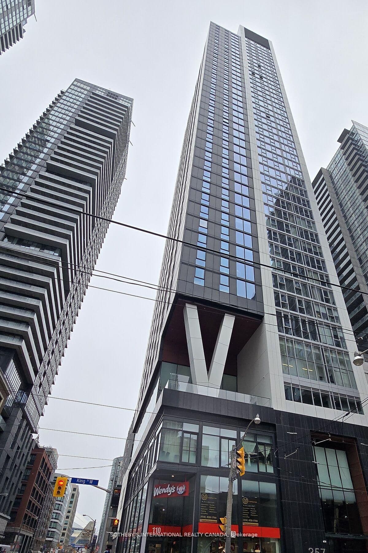 357 King Street W 2503, Toronto, ON M5V 0S7