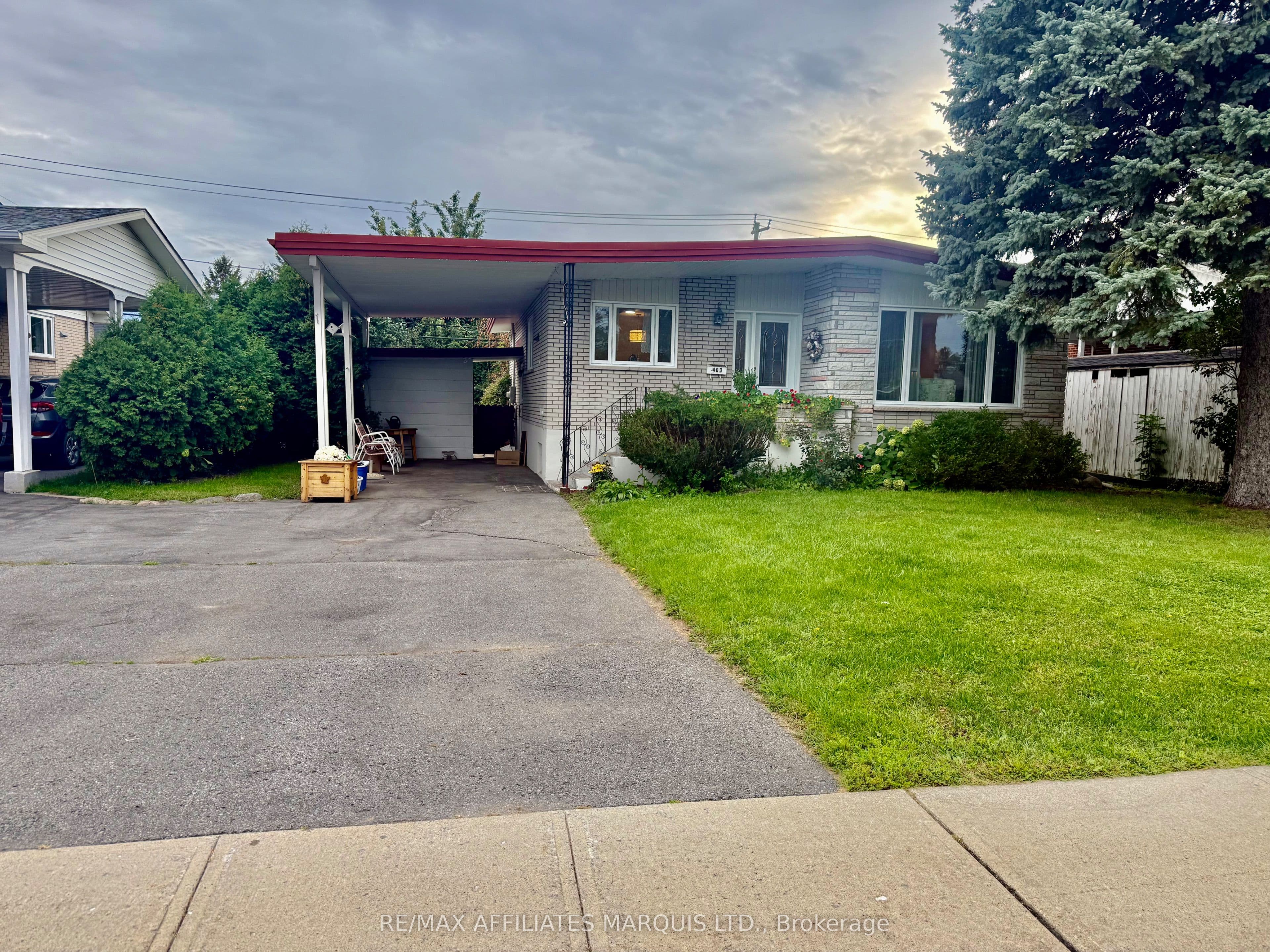 403 Anderson Drive, Cornwall, ON K6H 5N4