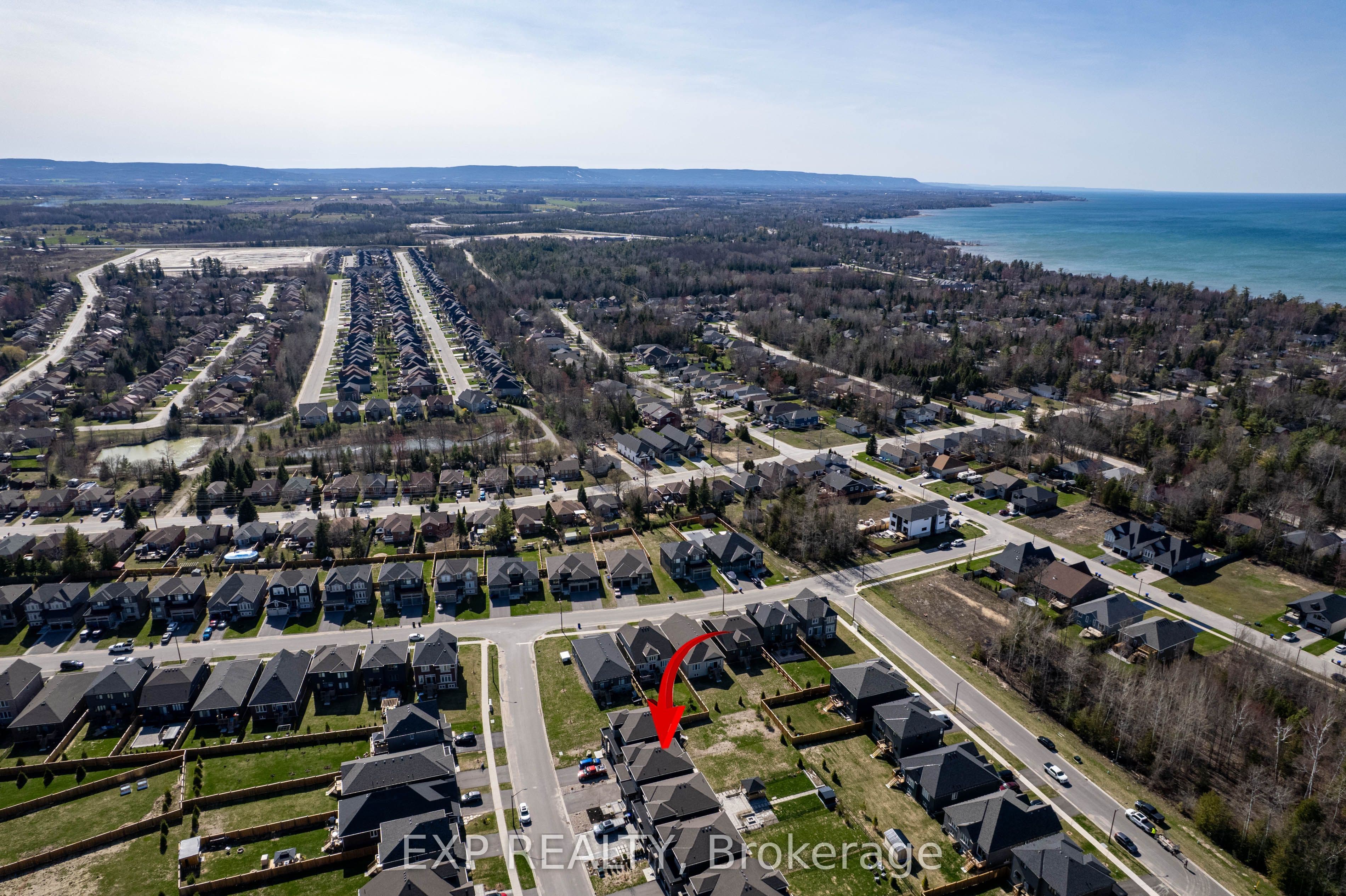 46 Simona Avenue, Wasaga Beach, ON L9Z 0L3