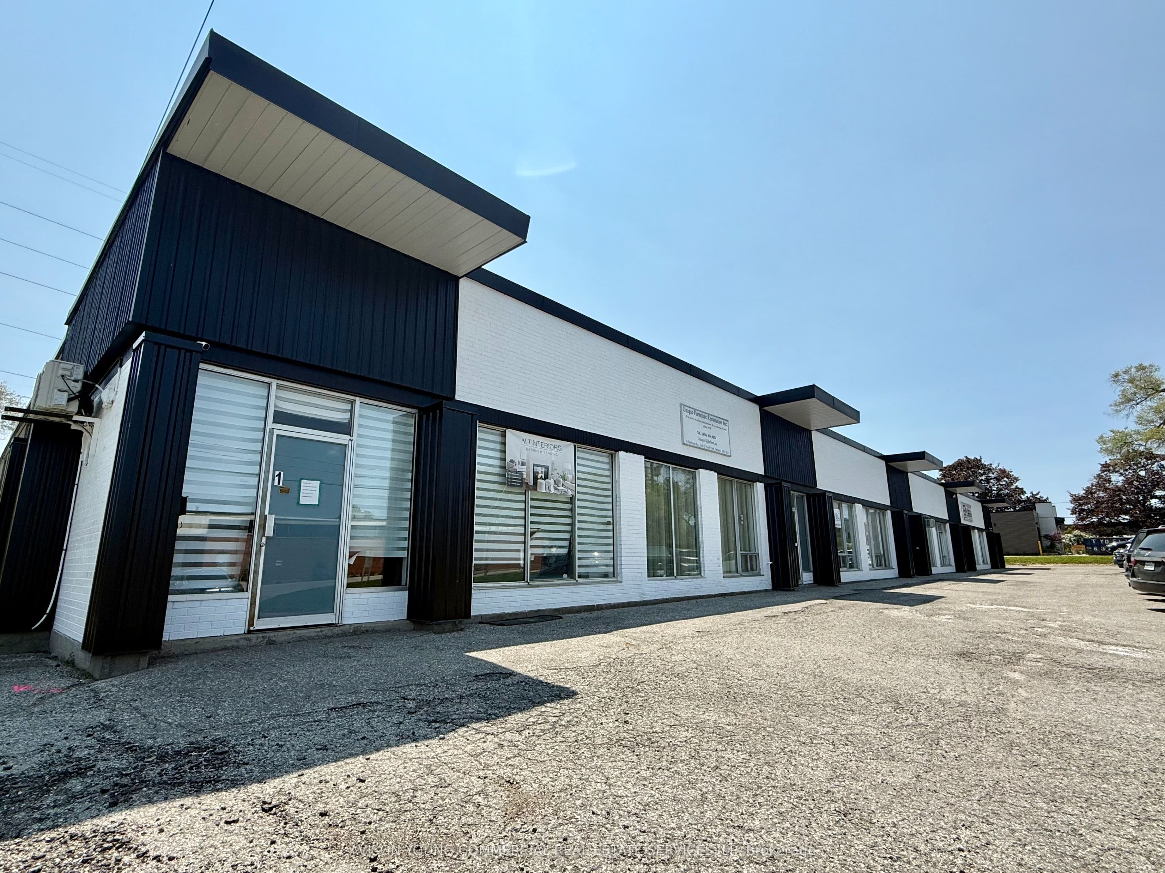 81 Brisbane Road 4, Toronto, ON M3J 2K3