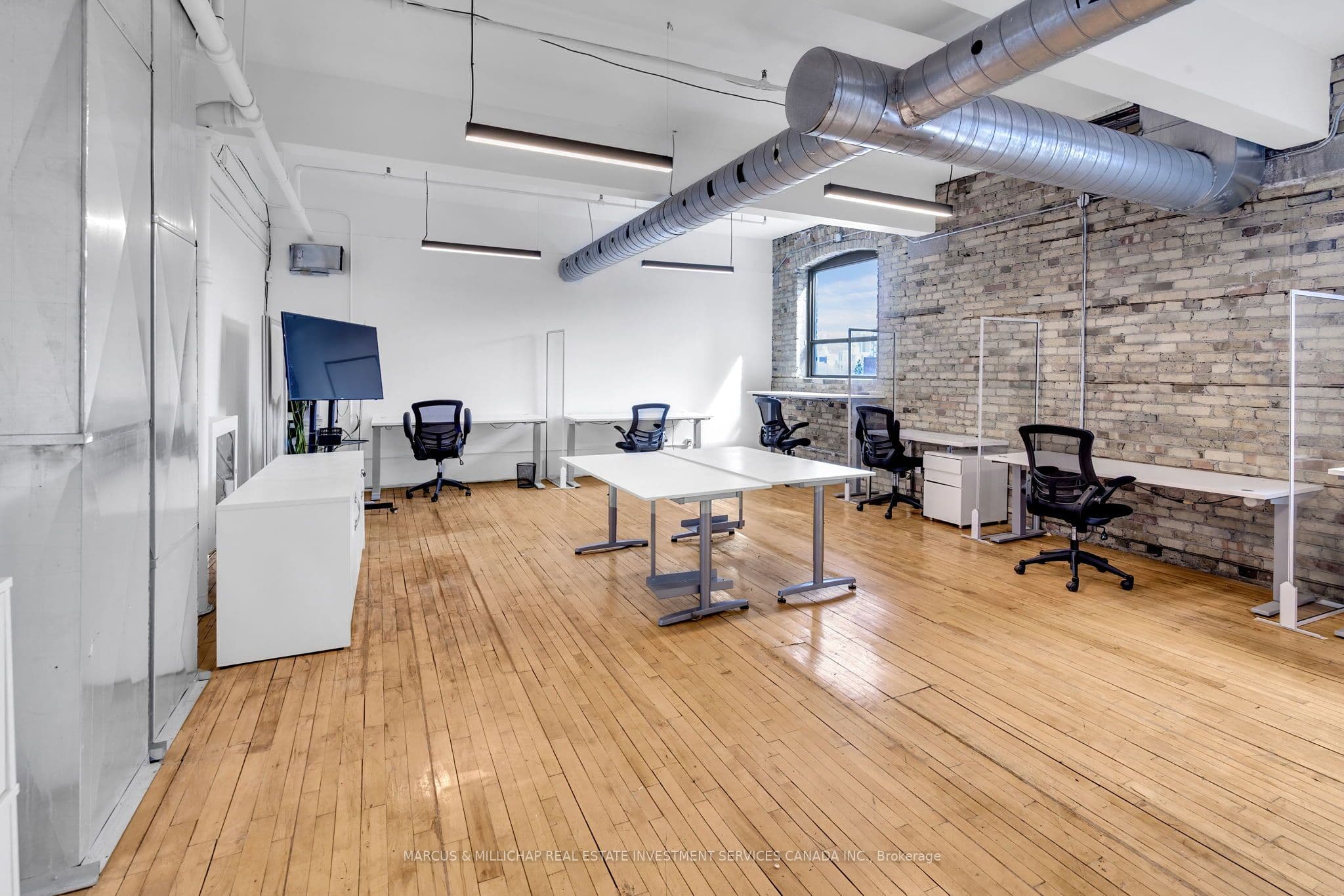 639 Queen Street W 503, Toronto, ON M5V 2B7