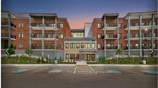 121 Mary Street Unit 205, Clearview, ON L0M 1G0