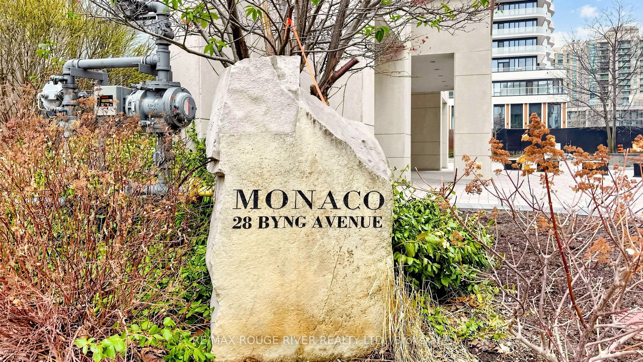 28 Byng Avenue 1003, Toronto, ON M2N 7H4