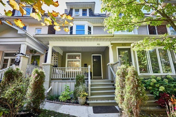 46 Elmer Avenue 1, Toronto, ON M4L 3R7