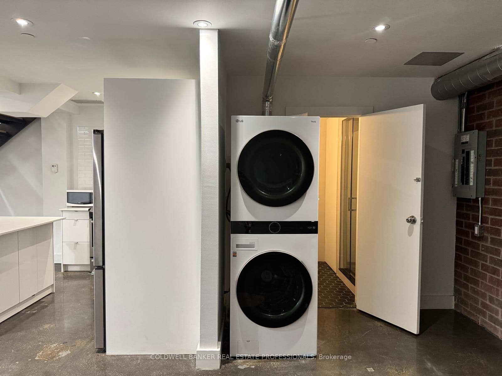 1159 Dundas Street E 158, Toronto, ON M4M 1R9