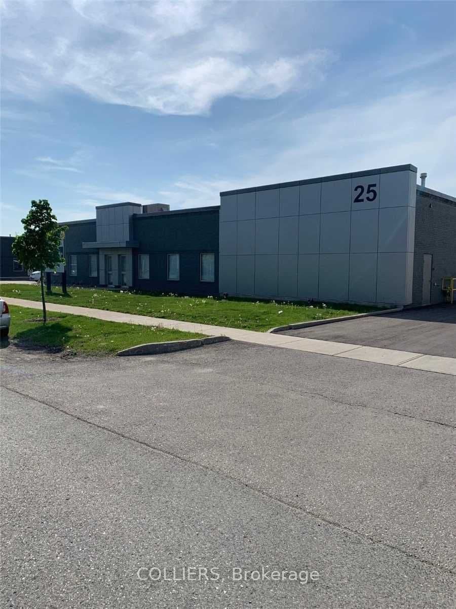 25 Coronet Road 5, Toronto, ON M8Z 2L8