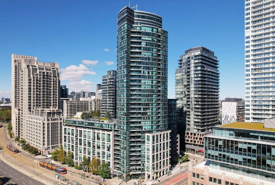 600 fleet Street, Toronto, ON M5V 1B7